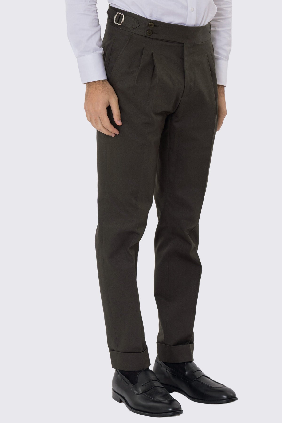 Pantalone uomo Verde militare vita alta con fibbie laterali e doppia pinces tasca america in cotone 290gr invernale risvolto 5cm made in italy
