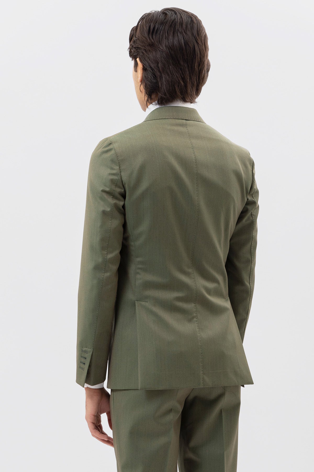 Abito verde solaro monopetto uomo in fresco lana vitale barberis canonico con rever a lancia tasche a filo .