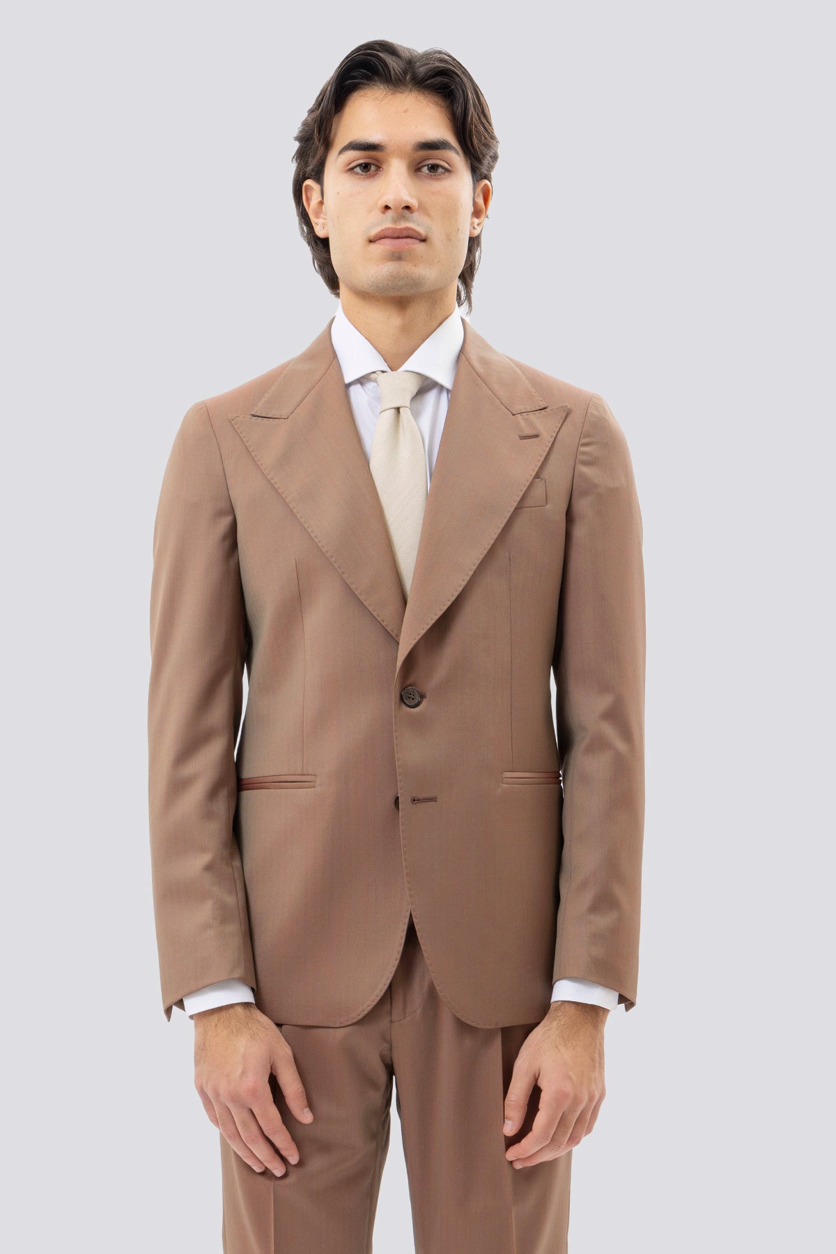 Giacca monopetto fango solaro uomo in fresco lana vitale barberis canonico con rever a lancia tasche a filo .