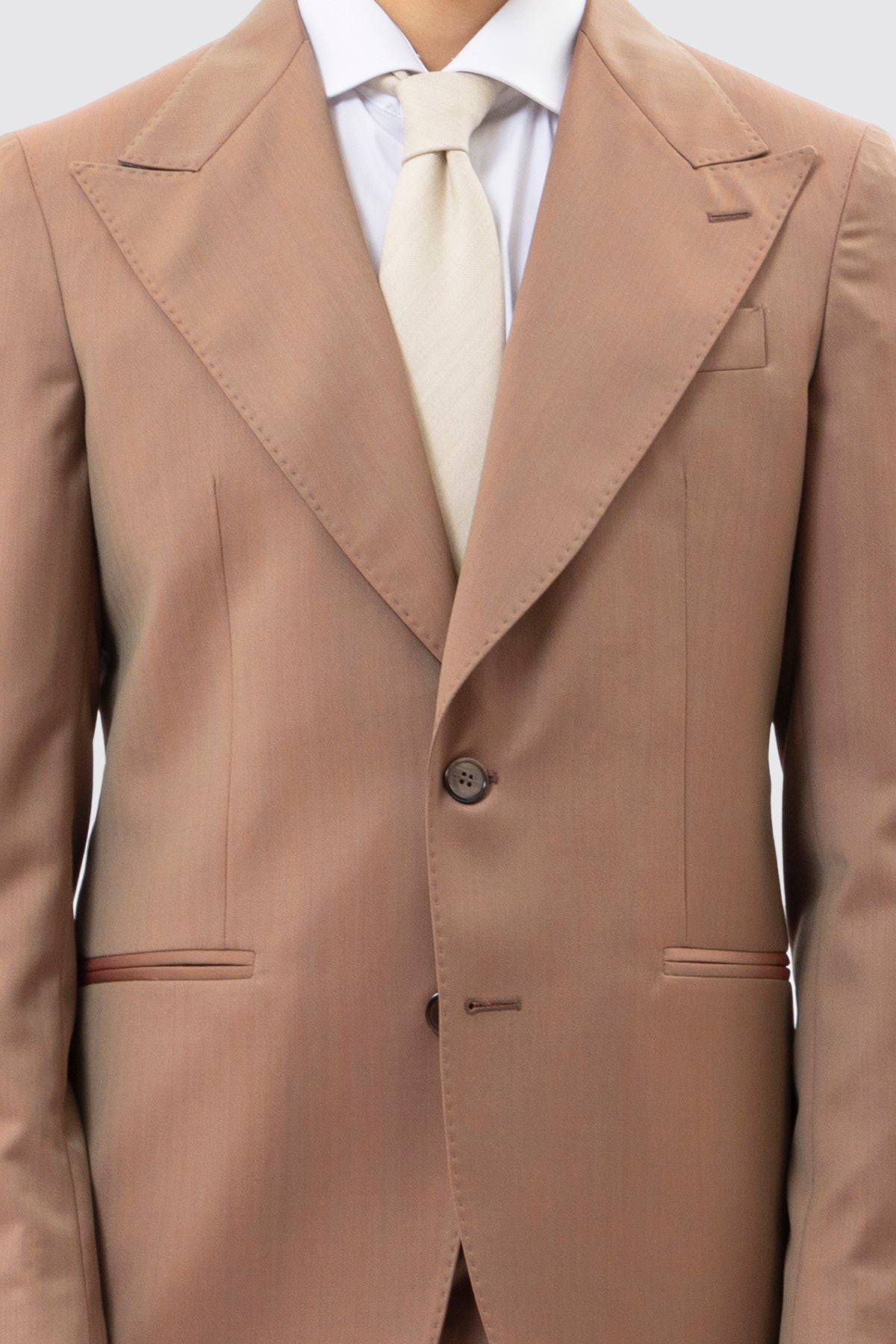 Giacca monopetto fango solaro uomo in fresco lana vitale barberis canonico con rever a lancia tasche a filo .
