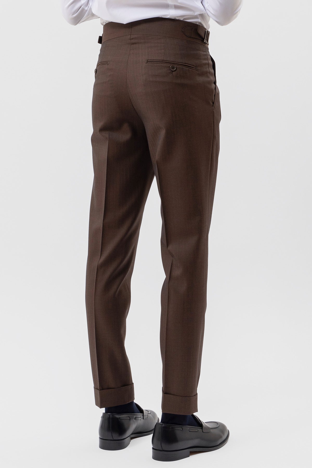 Pantalone marrone solaro vita alta uomo fresco lana<br />
vitale barberis canonico con fibbie laterali e risvolto 5cm