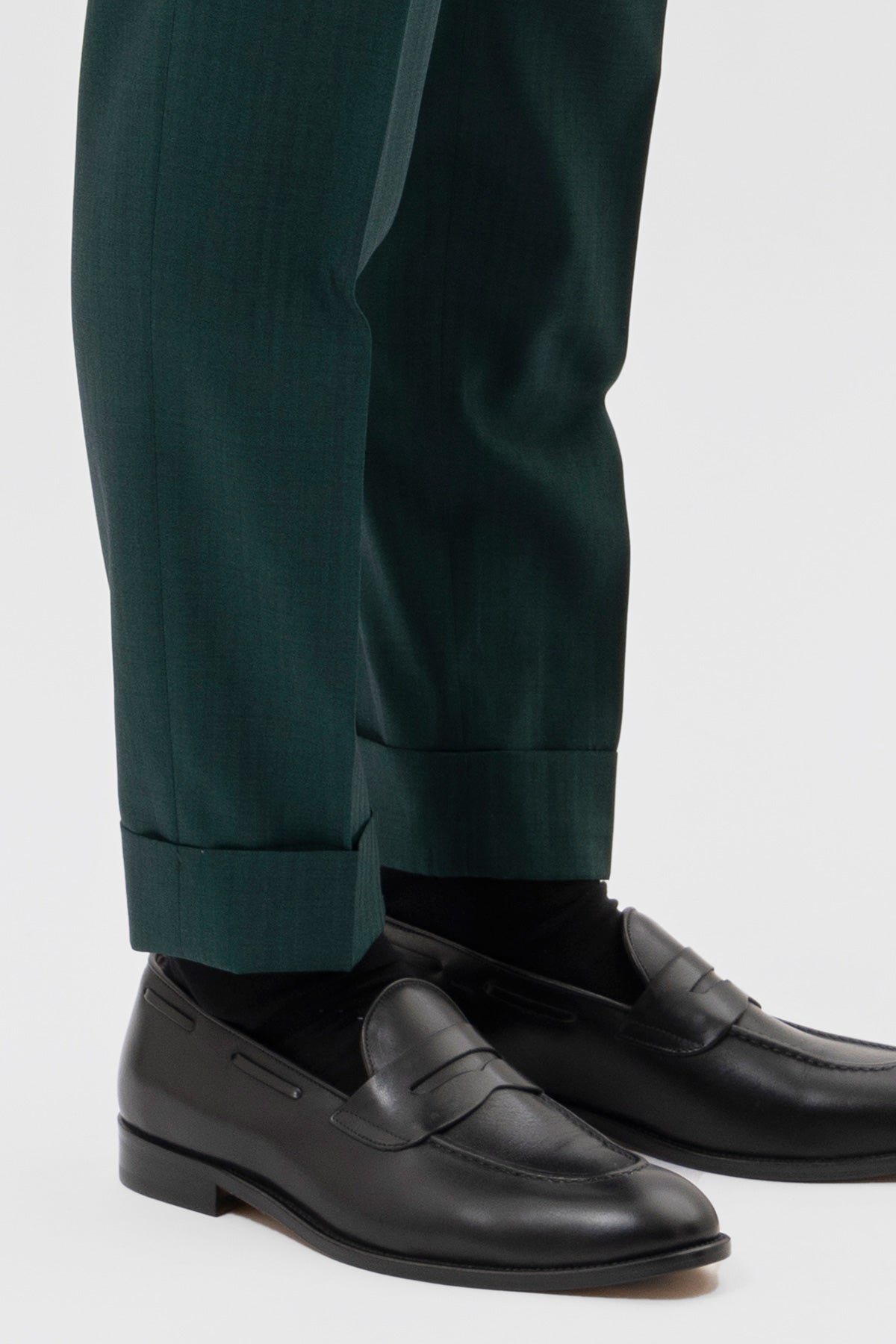 PANTALONE VITA  ALTA VERDE UOMO FRESCO LANA E SETA SOLARO HOLLAND & SHERRY DOPPIA PINCES FIBBIE LATERALI E RISVOLTO 5CM
