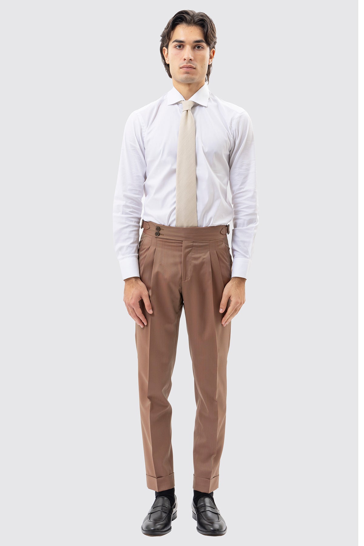 PANTALONE FANGO SOLARO VITA  ALTA UOMO FRESCO LANA VITALE BARBERIS CANONICO CON FIBBIE LATERALI E RISVOLTO 5CM .