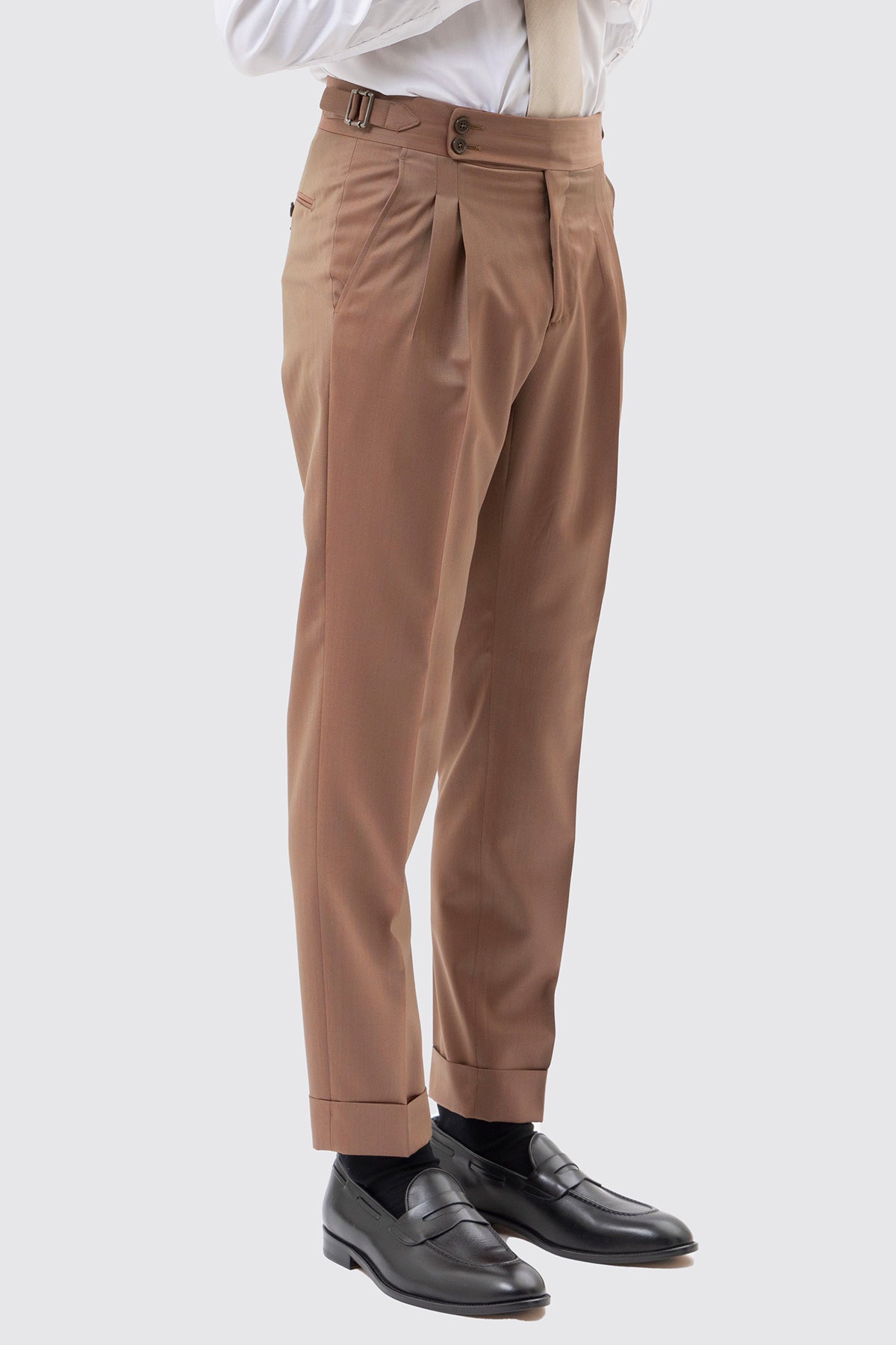 Abito monopetto fango solaro uomo in fresco lana vitale barberis canonico con rever a lancia tasche a filo .