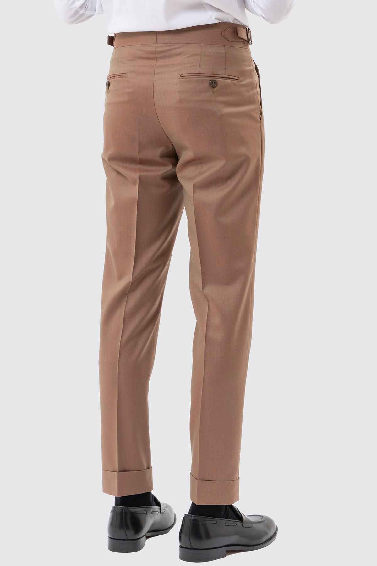 Abito monopetto fango solaro uomo in fresco lana vitale barberis canonico con rever a lancia tasche a filo .