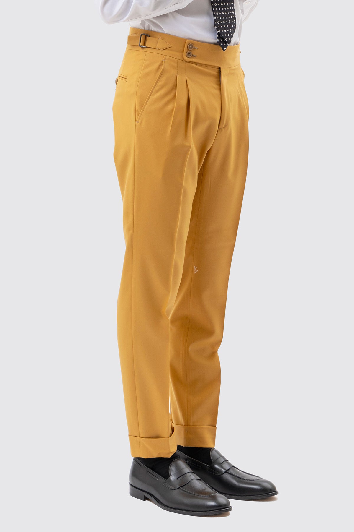 Pantalone Uomo Senape Vita  Alta In Fresco Lana Super 140 S Holland & Sherry Fibbie Laterali E Risvolto 5cm