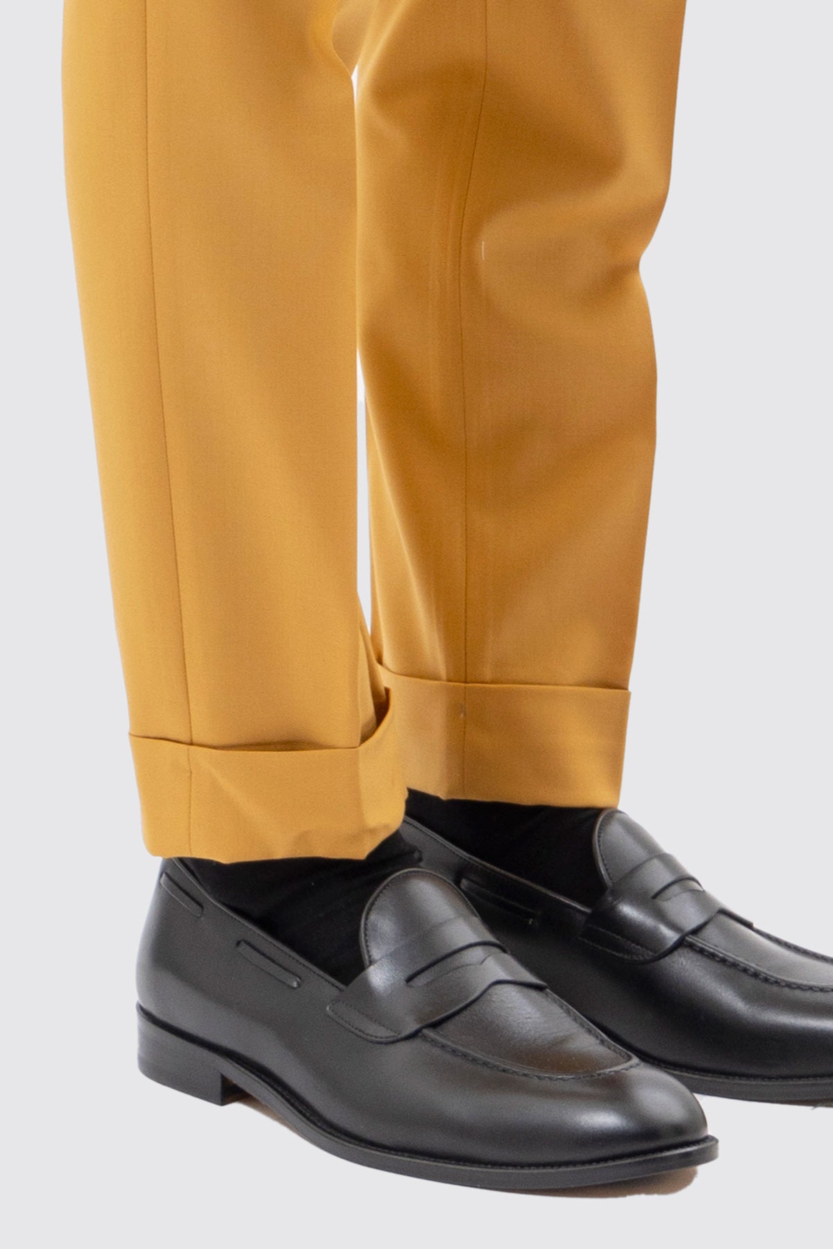 Pantalone Uomo Senape Vita  Alta In Fresco Lana Super 140 S Holland & Sherry Fibbie Laterali E Risvolto 5cm