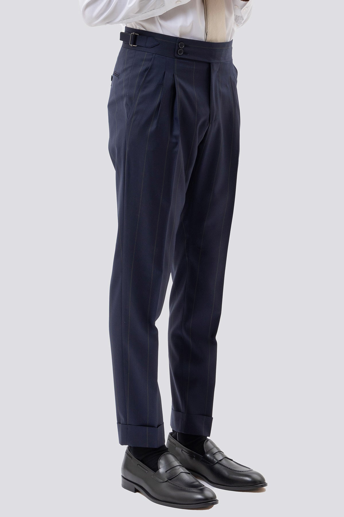Pantalone Blu Gessato Verde Vita  Alta Uomo Fresco Lana Super 130's Fordam Tessuti Napoli Doppia Pinces Fibbie Laterali E Risvolto 5cm .