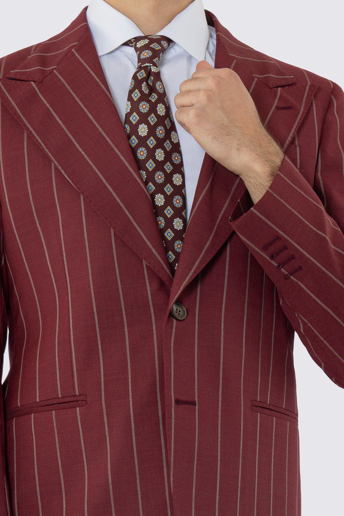 Abito monopetto bordeaux gessato beige da uomo in fresco lana super 130's fordam tessuti napoli rever a lancia