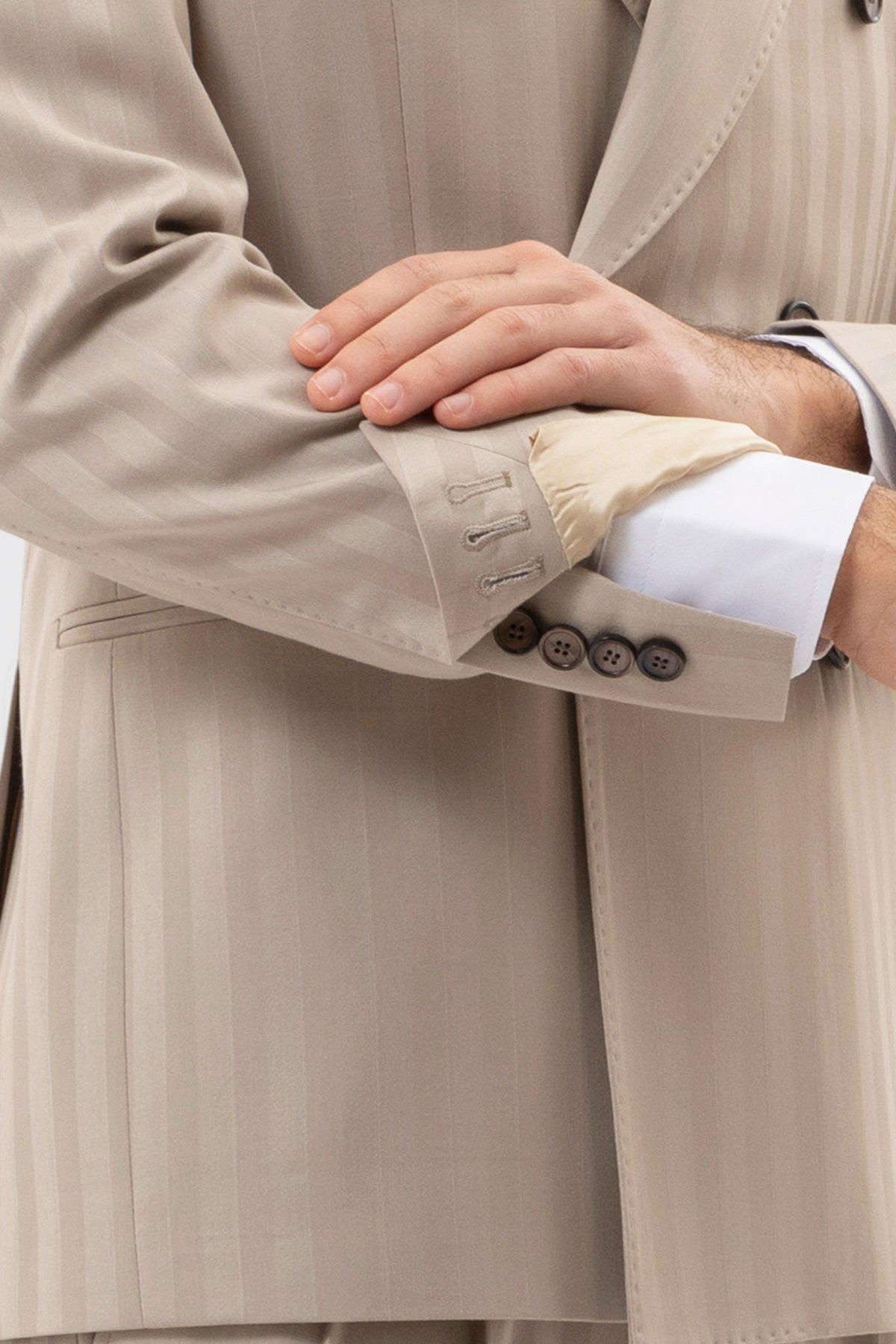 Abito Uomo Doppiopetto Beige Rigata Rever A Lancia 13cm Tasche A Filo
