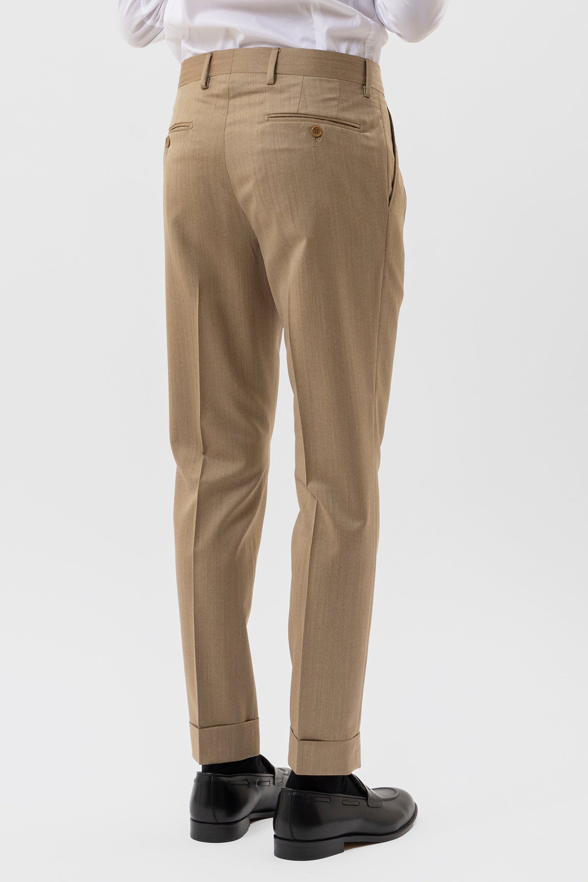 PANTALONE BEIGE SOLARO VITA  ALTA UOMO IN FRESCO LANA VITALE BARBERIS CANONICO CON FIBBIE LATERALI E RISVOLTO 5CM .