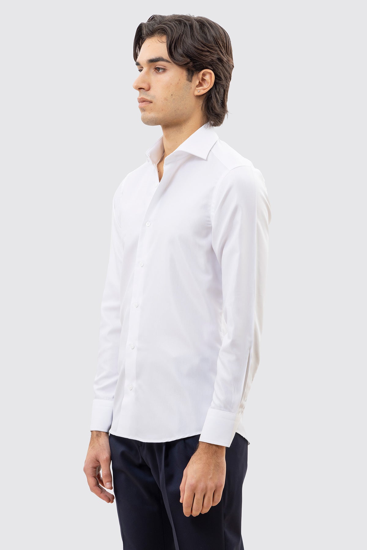 CAMICIA BIANCA RIGA DIAGONALE TONO SU TONO UOMO EFFETTO LUCIDO 100% COTONE COLLO SEMI FRANCESE POLSO SMUSSATO