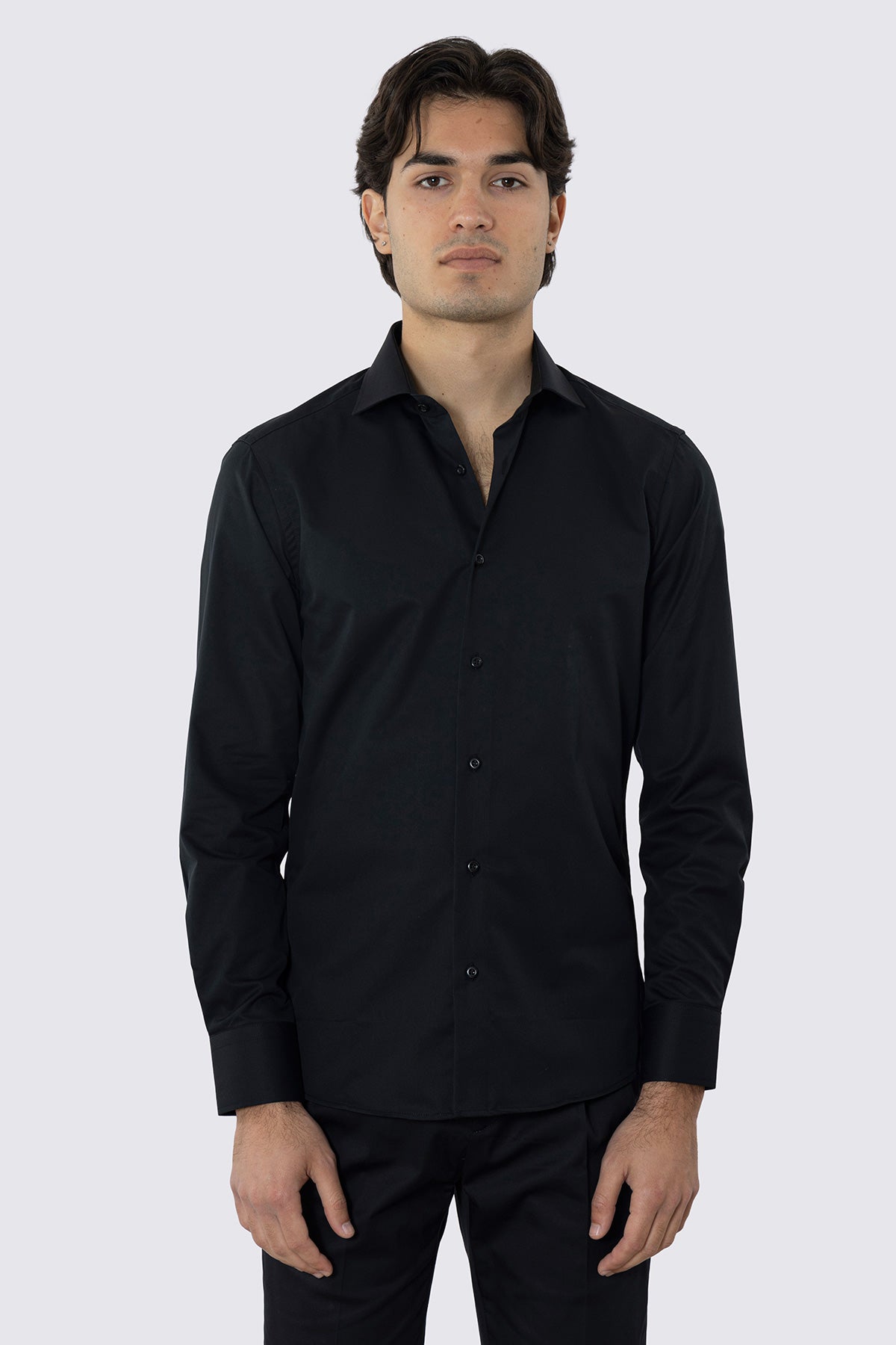 CAMICIA NERA SLIM FIT 100% COTONE NO IRON TINTA UNITA COLLO SEMI FRANCESE POLSO SMUSSATO MILETA TESSUTI