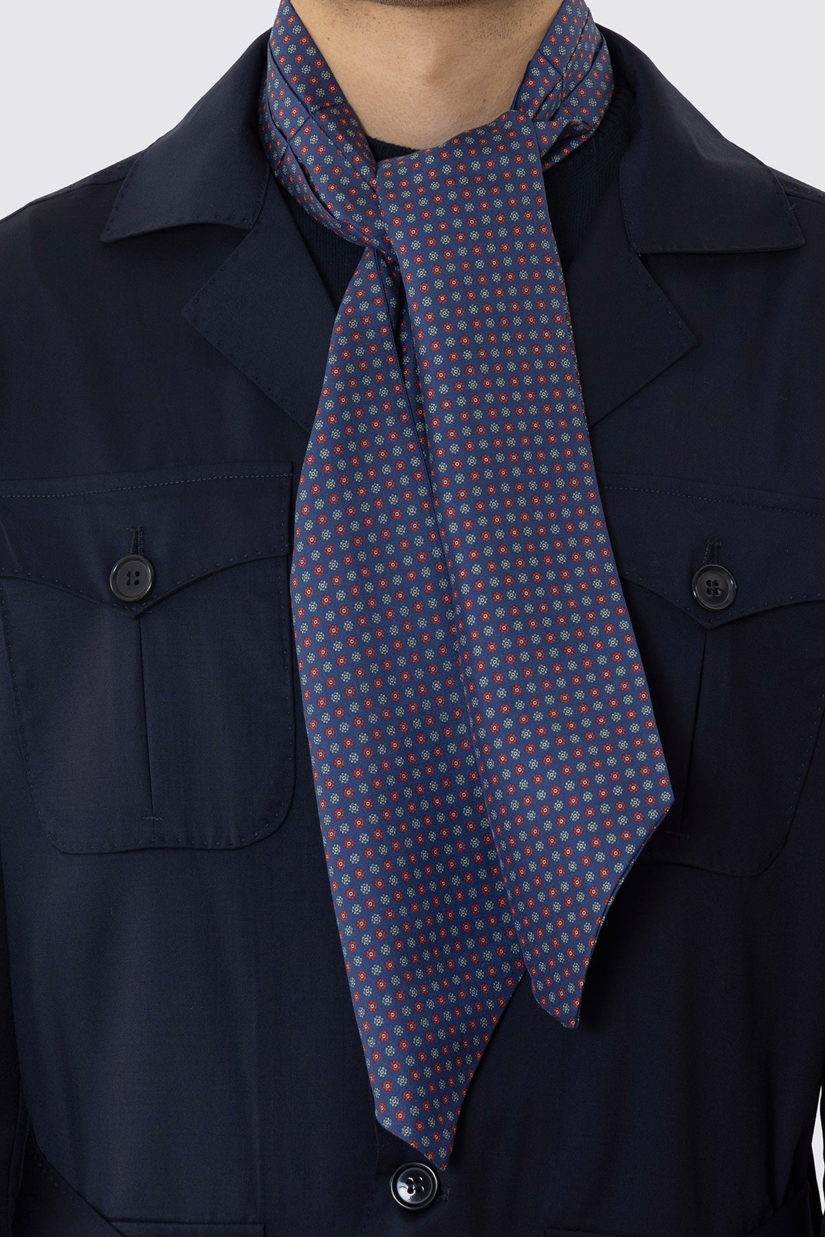 Ascot da uomo blu fantasia fiori multicolor in pura seta fatto a mano