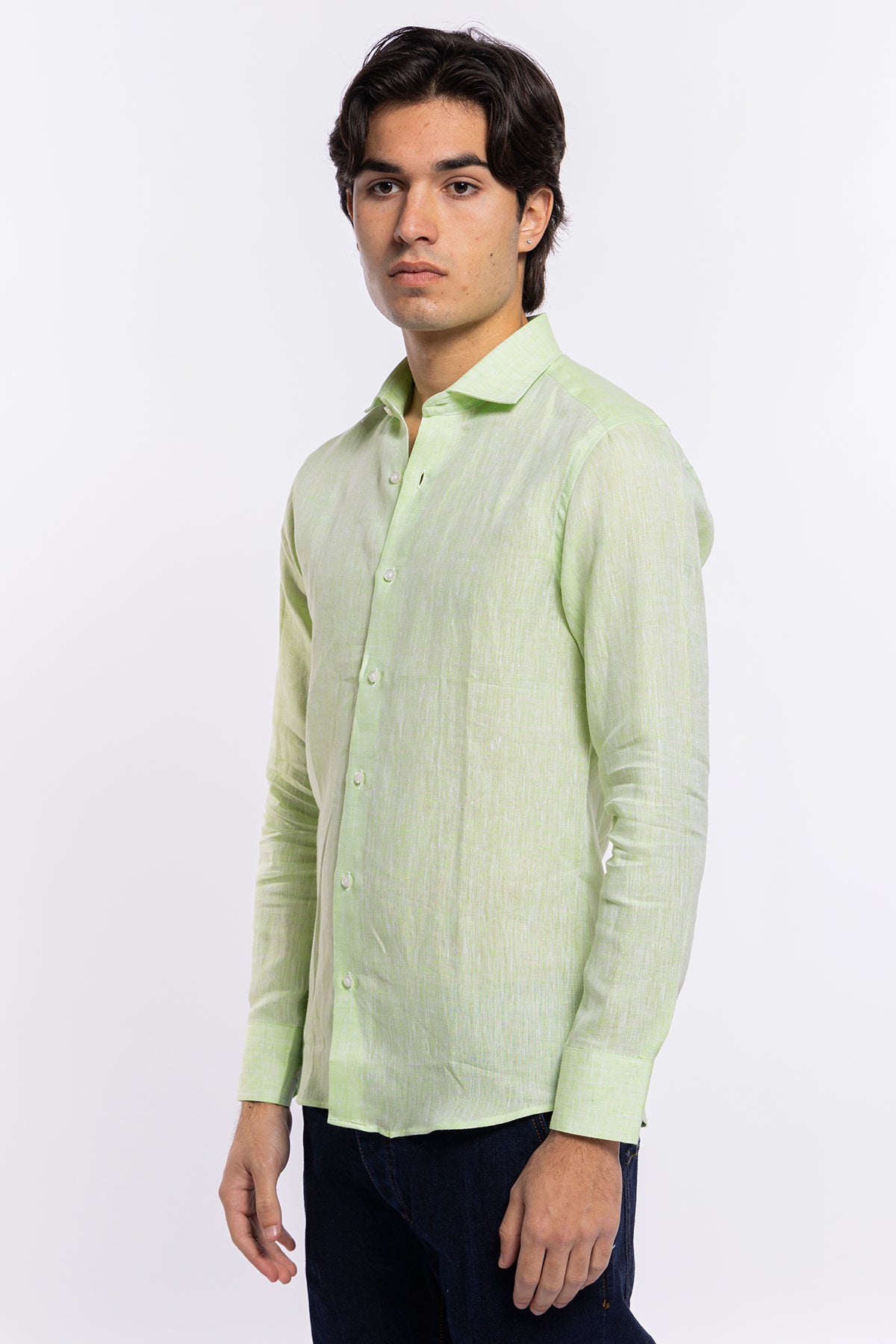 Camicia Uomo verde mela in Lino 100% made in italy collo semi francese morbido slim fit effetto melange