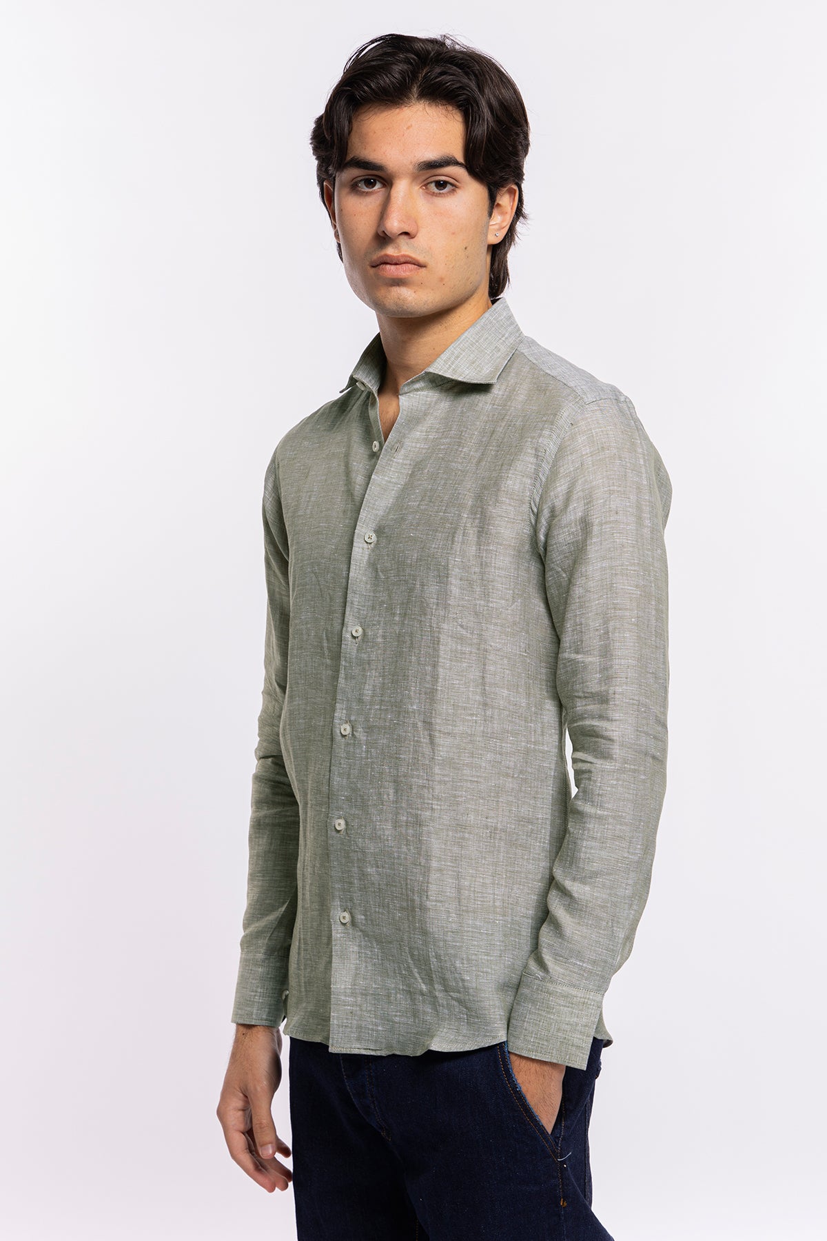 Camicia Uomo verde militare in Lino 100% made in italy collo semi francese morbido slim fit effetto melange