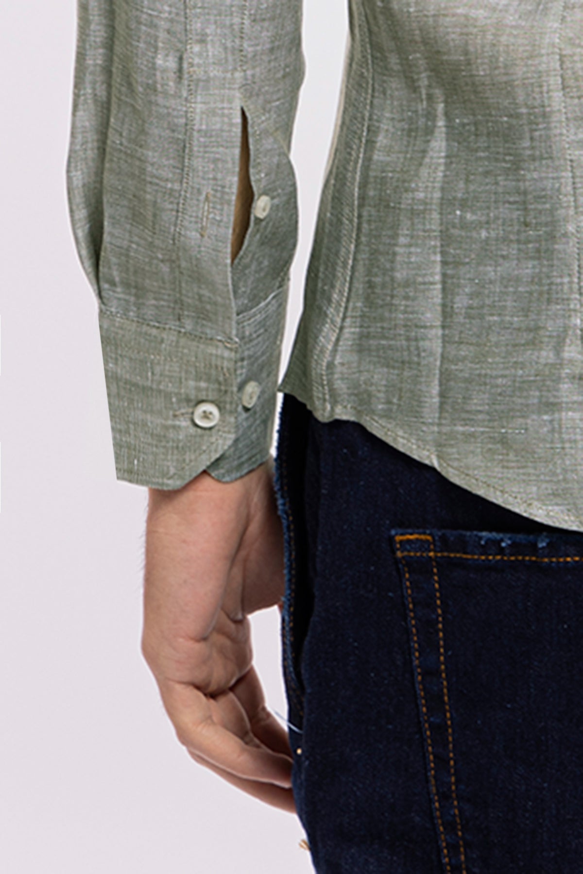 Camicia Uomo verde militare in Lino 100% made in italy collo semi francese morbido slim fit effetto melange
