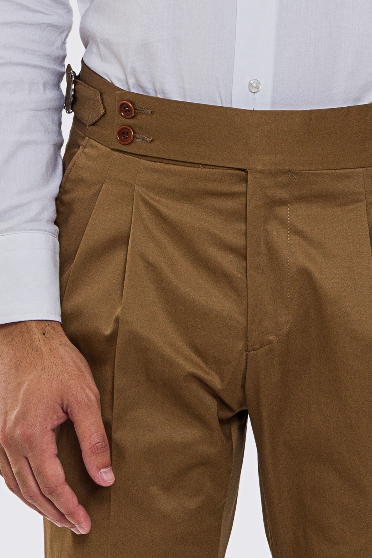 Pantalone uomo Coccio vita alta fibbie laterali tasca america in cotone risvolto 5cm made in italy