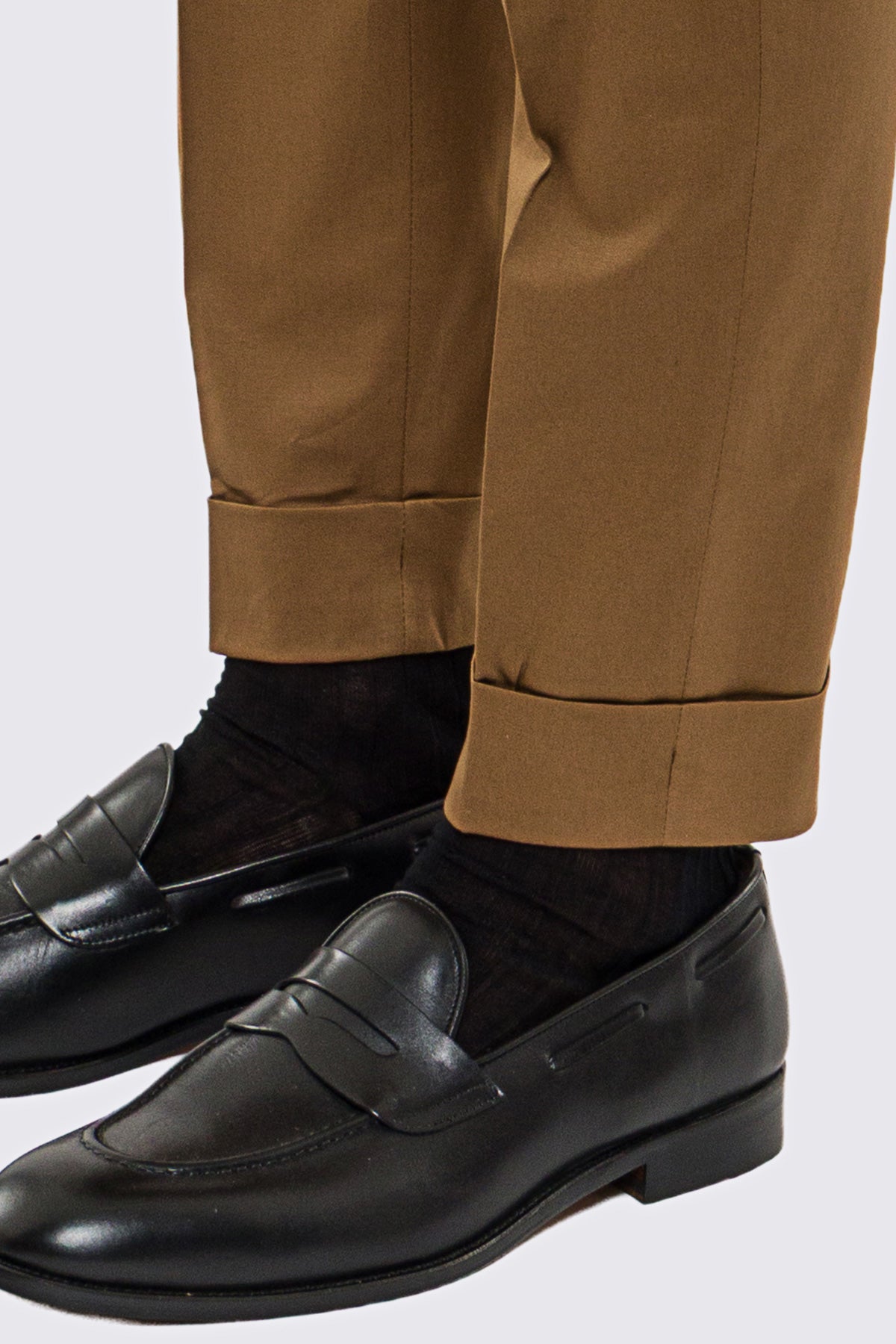 Pantalone uomo Coccio vita alta fibbie laterali tasca america in cotone risvolto 5cm made in italy