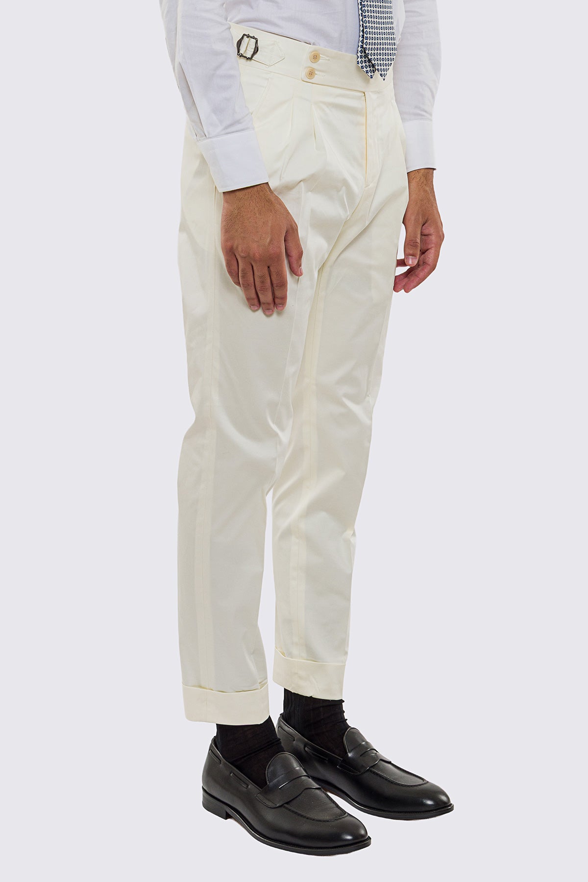 Pantalone uomo panna vita alta con fibbie laterali tasca america in cotone risvolto 5cm made in italy