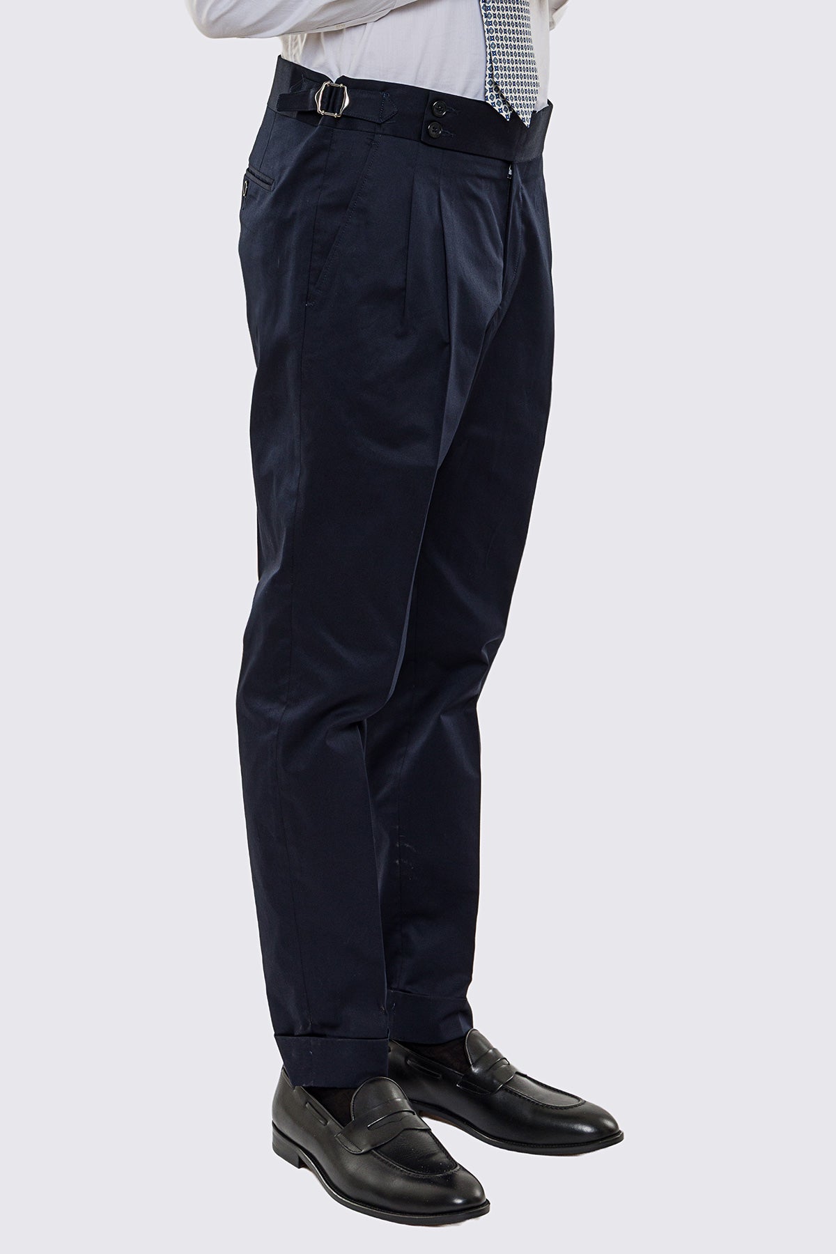 Pantalone uomo Blu vita alta con fibbie laterali tasca america in cotone risvolto 5cm made in italy