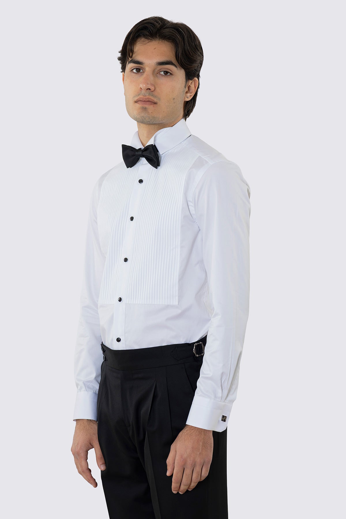 Camicia Bianca collo diplomatico con plissè bottoni neri in contrasto 100% Cotone Da uomo polso gemelli fintone a scomparsa dietro al collo per papillon slim fit 4 passaggi a mano