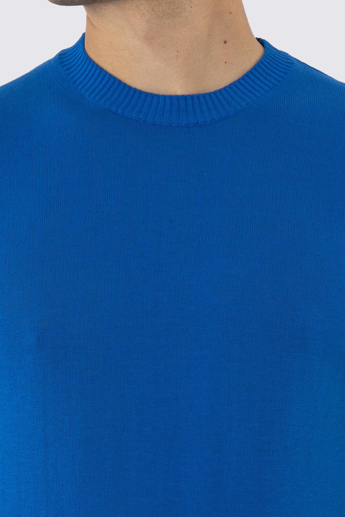 Maglioncino royal blu mezze maniche in cotone 100% di filo tinta unita con elastici sulle maniche e sul fondo