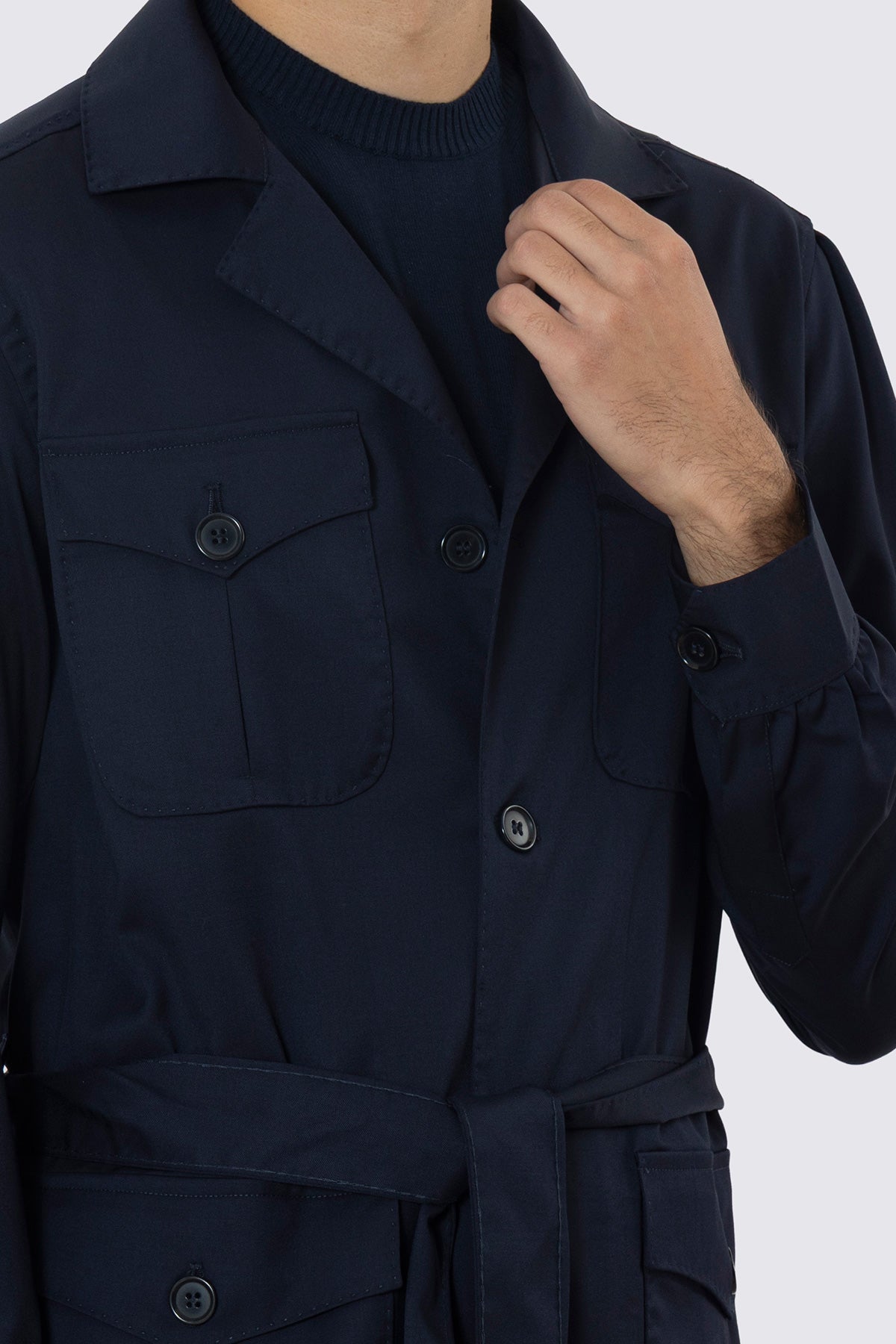 Sahariana blu notte fresco lana Vitale Barberis Canonico finezza super 130's con tasconi e soffietto cintura in vita e polso camicia