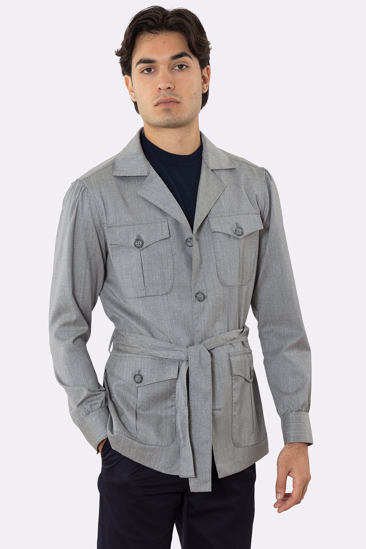 Sahariana grigio chiaro fresco lana Vitale Barberis Canonico finezza super 130's con tasconi e soffietto cintura in vita e polso camicia