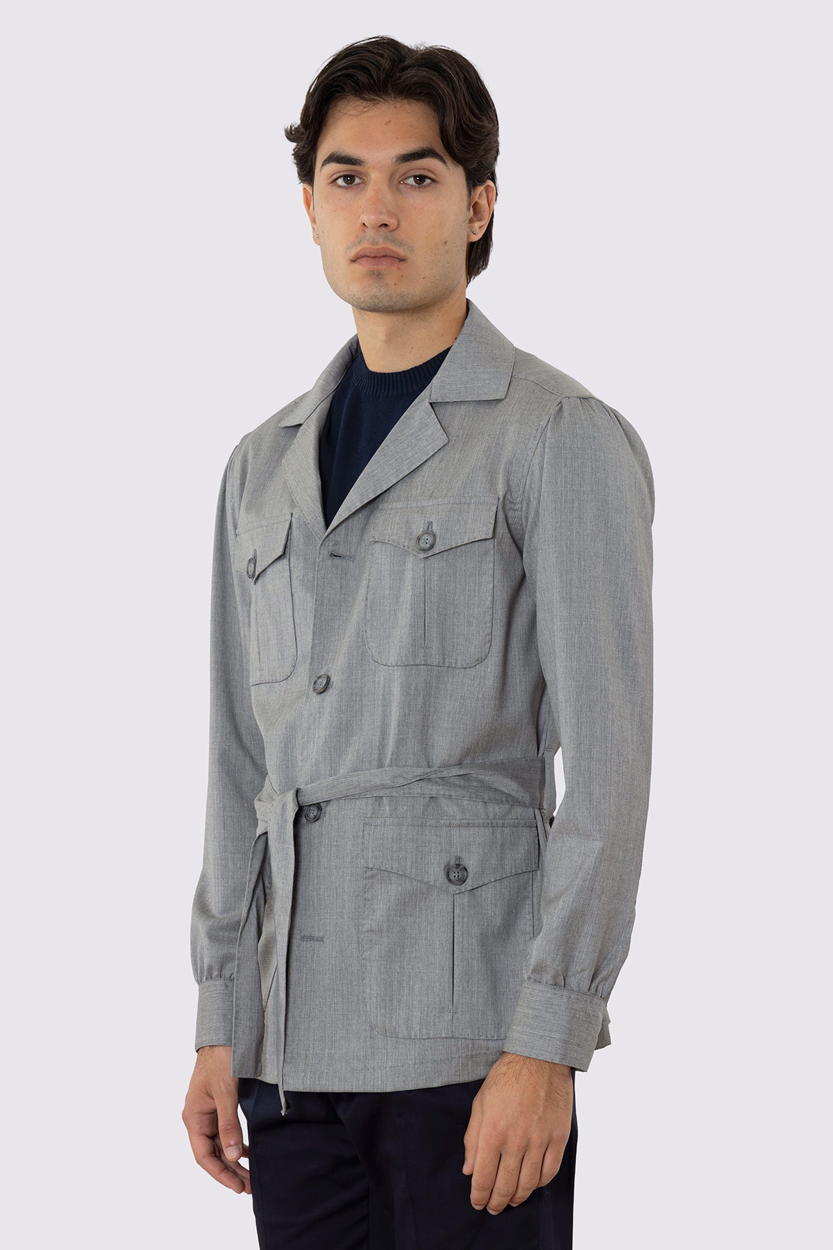 Sahariana grigio chiaro fresco lana Vitale Barberis Canonico finezza super 130's con tasconi e soffietto cintura in vita e polso camicia