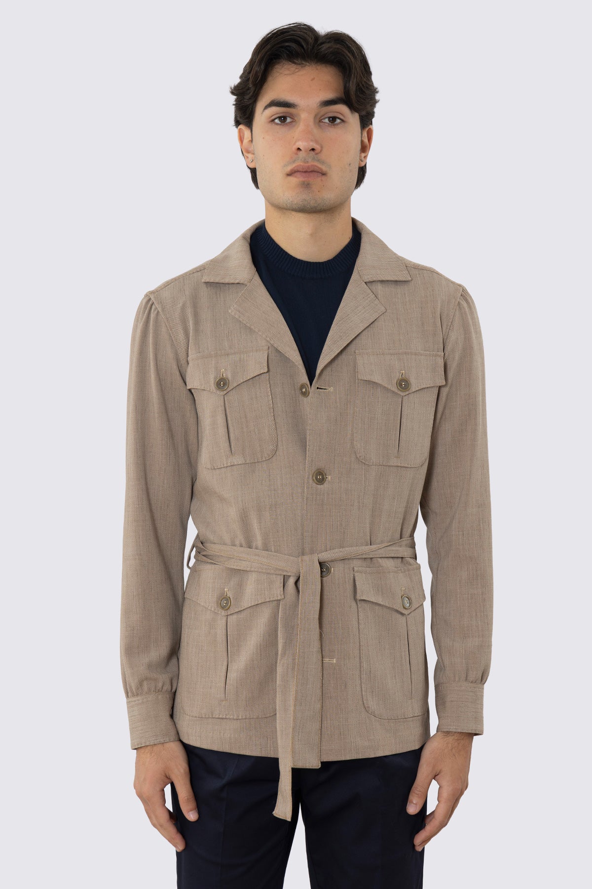 Sahariana beige fresco lana con tasconi e soffietto cintura in vita e polso camicia