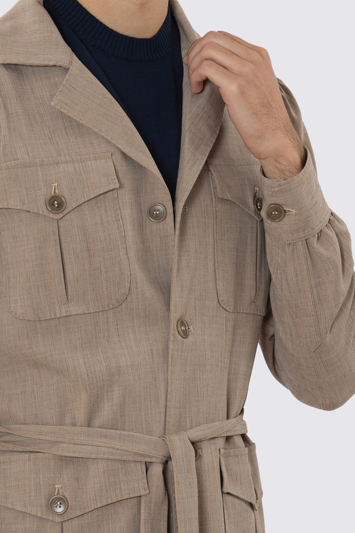 Sahariana beige fresco lana con tasconi e soffietto cintura in vita e polso camicia