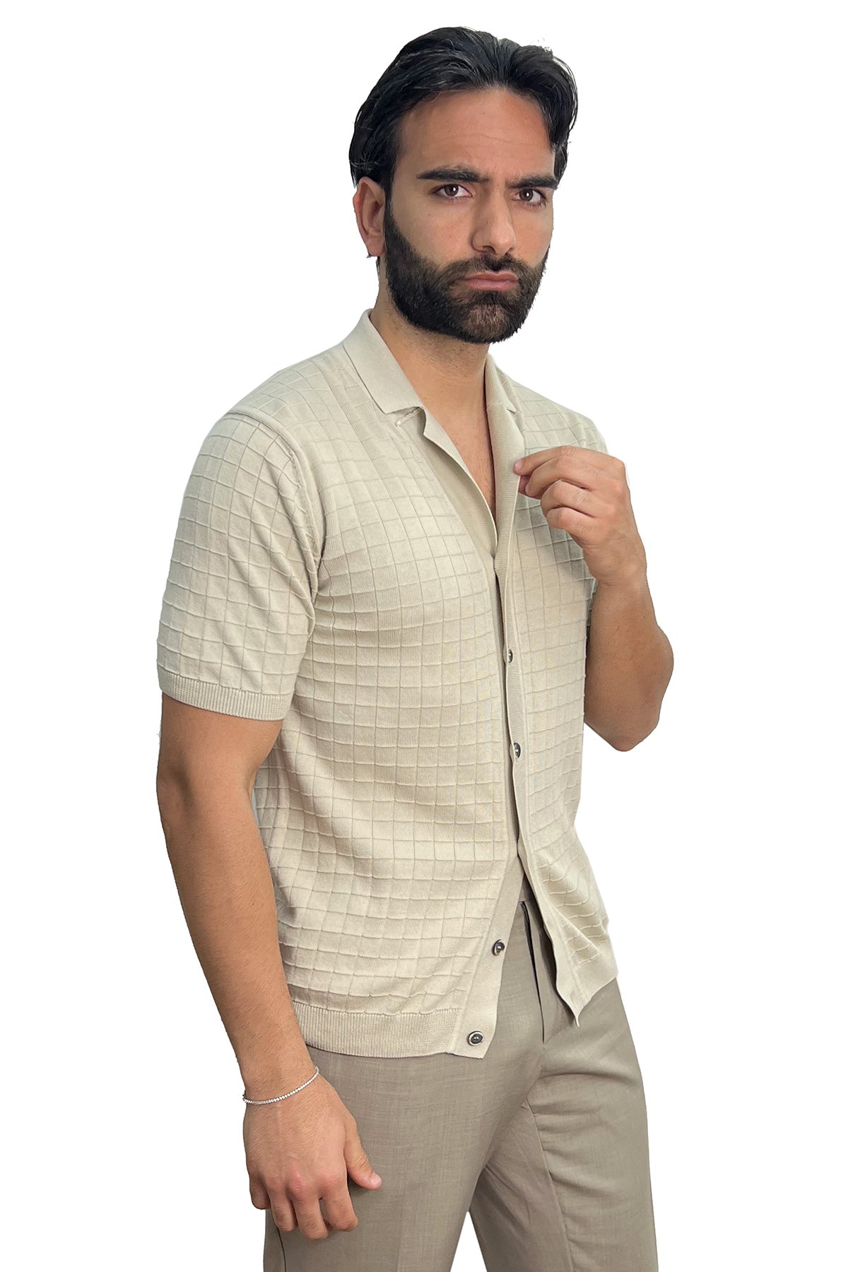 Polo mezze maniche beige da uomo con treccia quadrata interna ed elastici sulle maniche e sul fondo 100% cotone di filo tinta unita