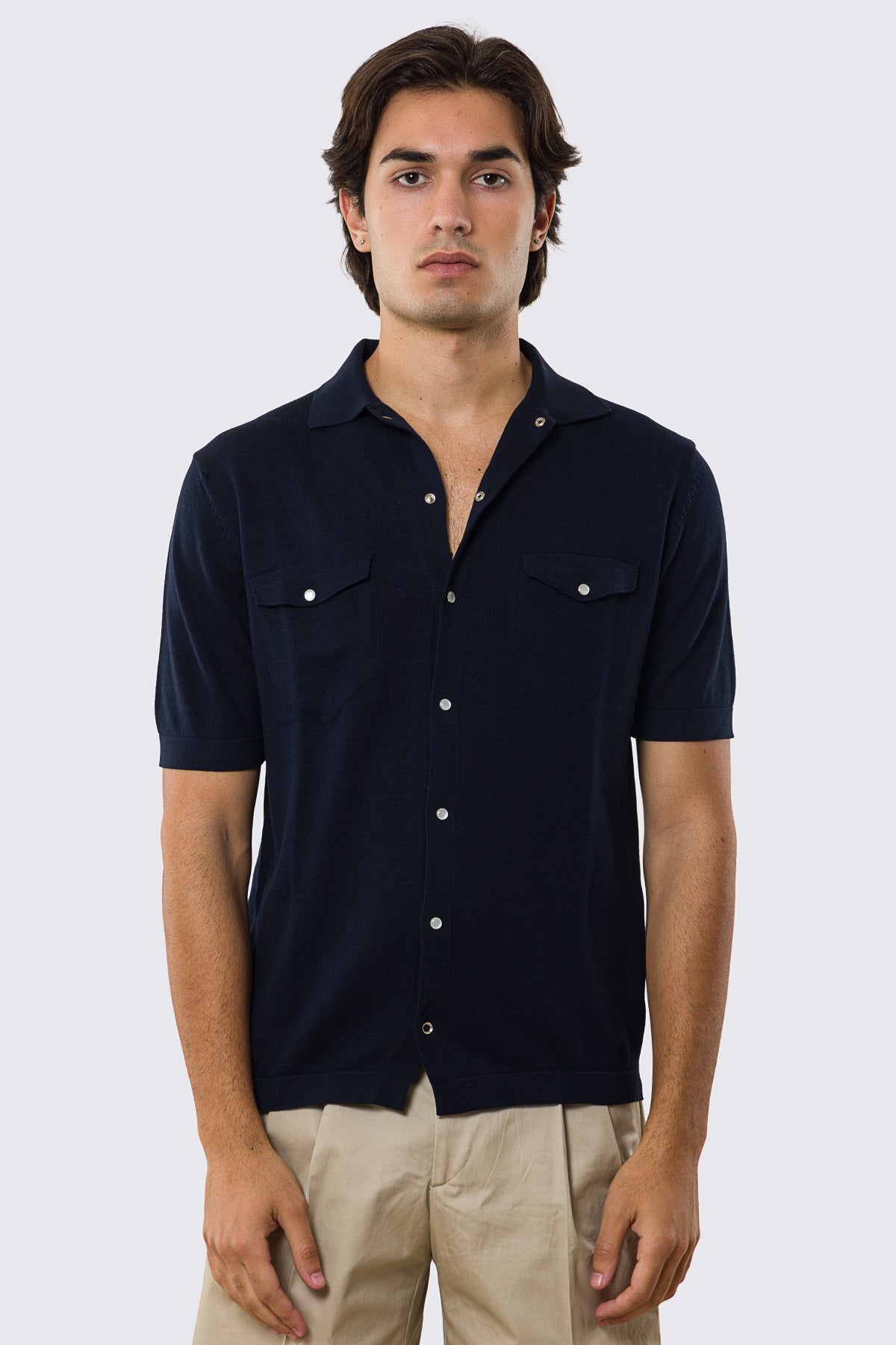 Polo mezze maniche blu modello con tasconi e bottoni clip in perla da uomo finezza 14 con elastici sulle maniche e sul fondo 100% cotone di filo tinta unita