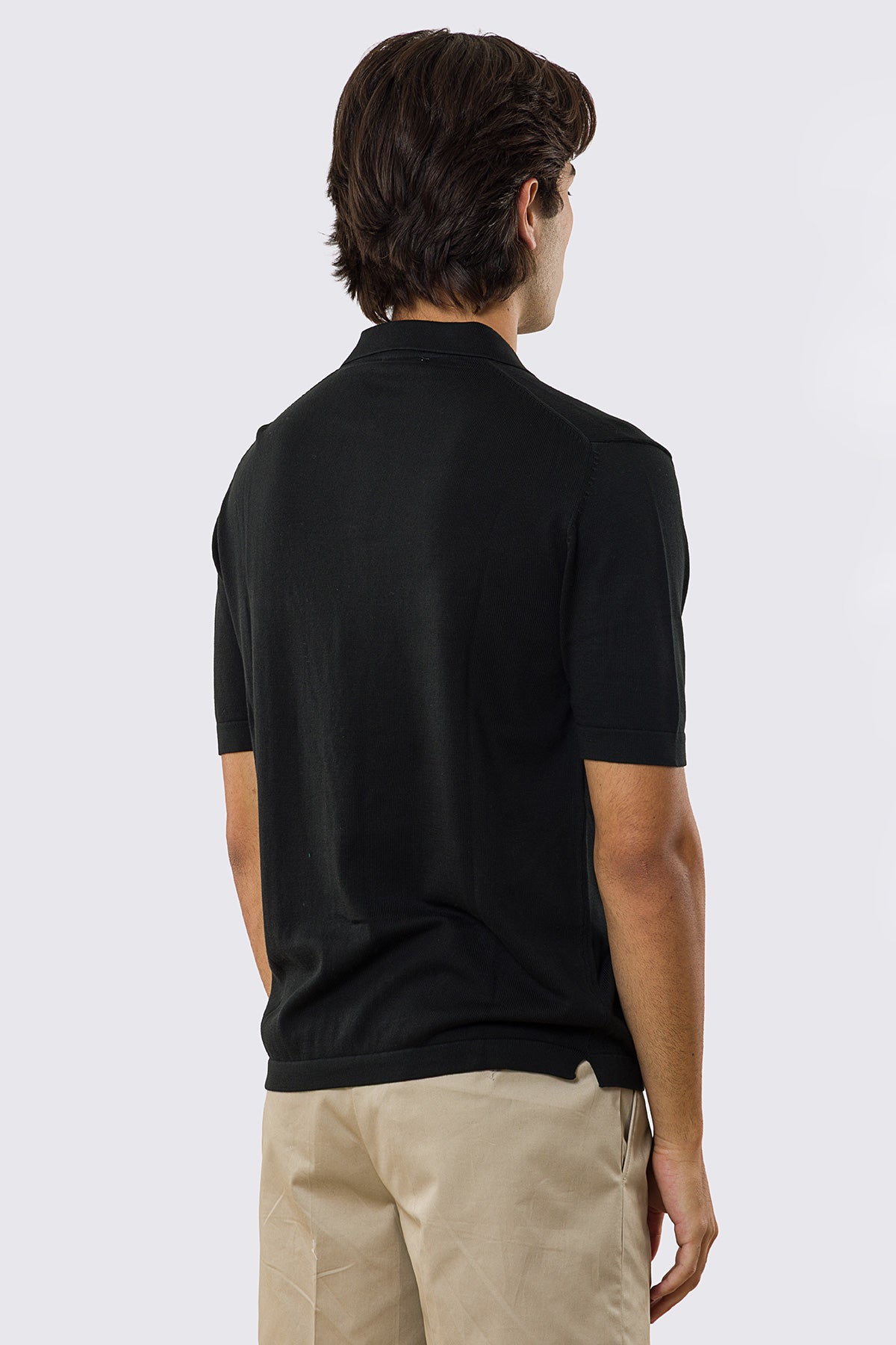 Polo mezze maniche nera modello con tasconi e bottoni clip in perla da uomo finezza 14 con elastici sulle maniche e sul fondo 100% cotone di filo tinta unita