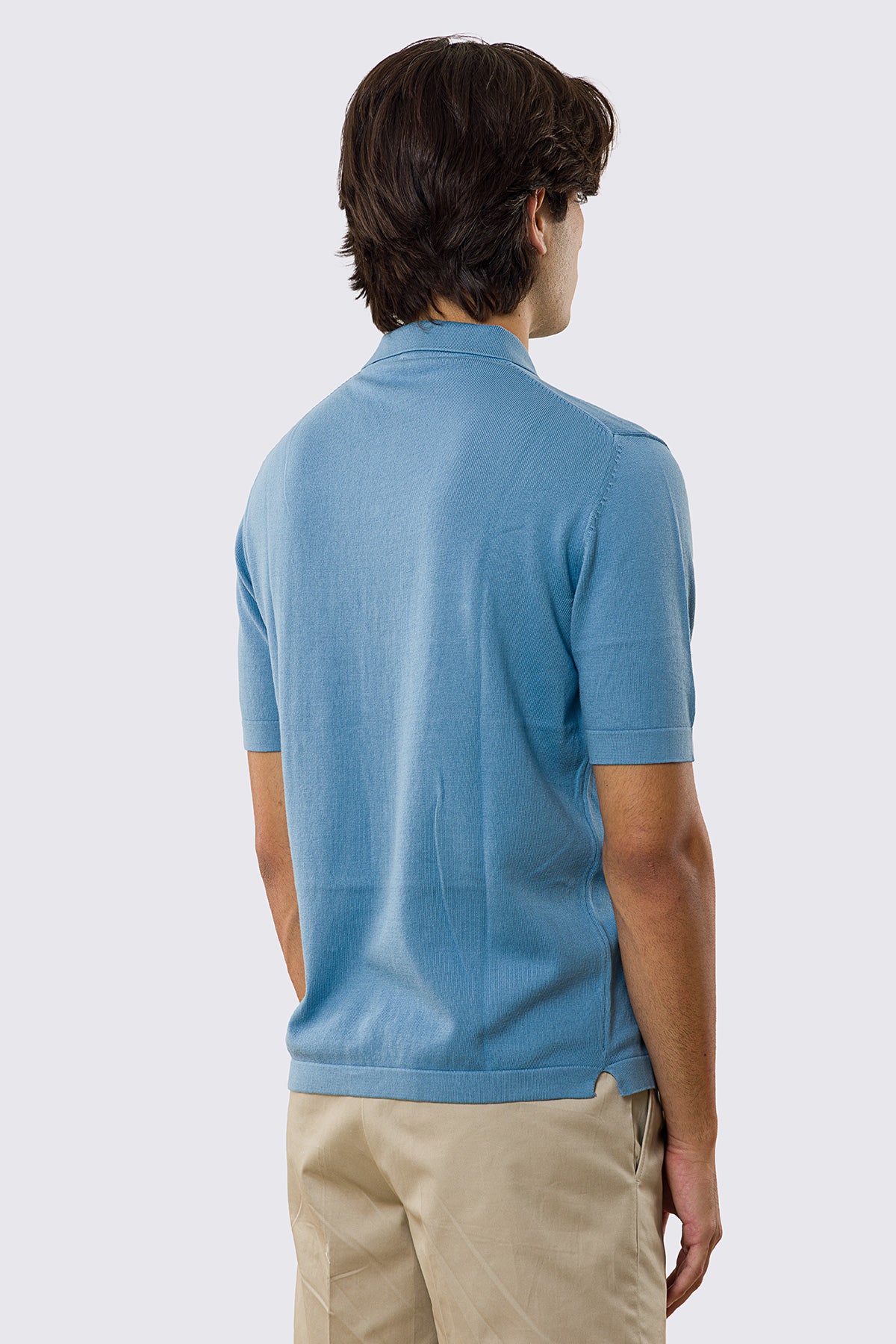 Polo mezze maniche azzurra modello con tasconi e bottoni clip in perla da uomo finezza 14 con elastici sulle maniche e sul fondo 100% cotone di filo tinta unita