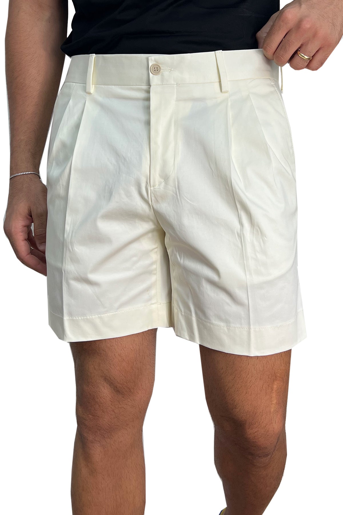 Bermuda uomo panna con doppia pinces vestibilità Regolare tasca america in cotone made in italy