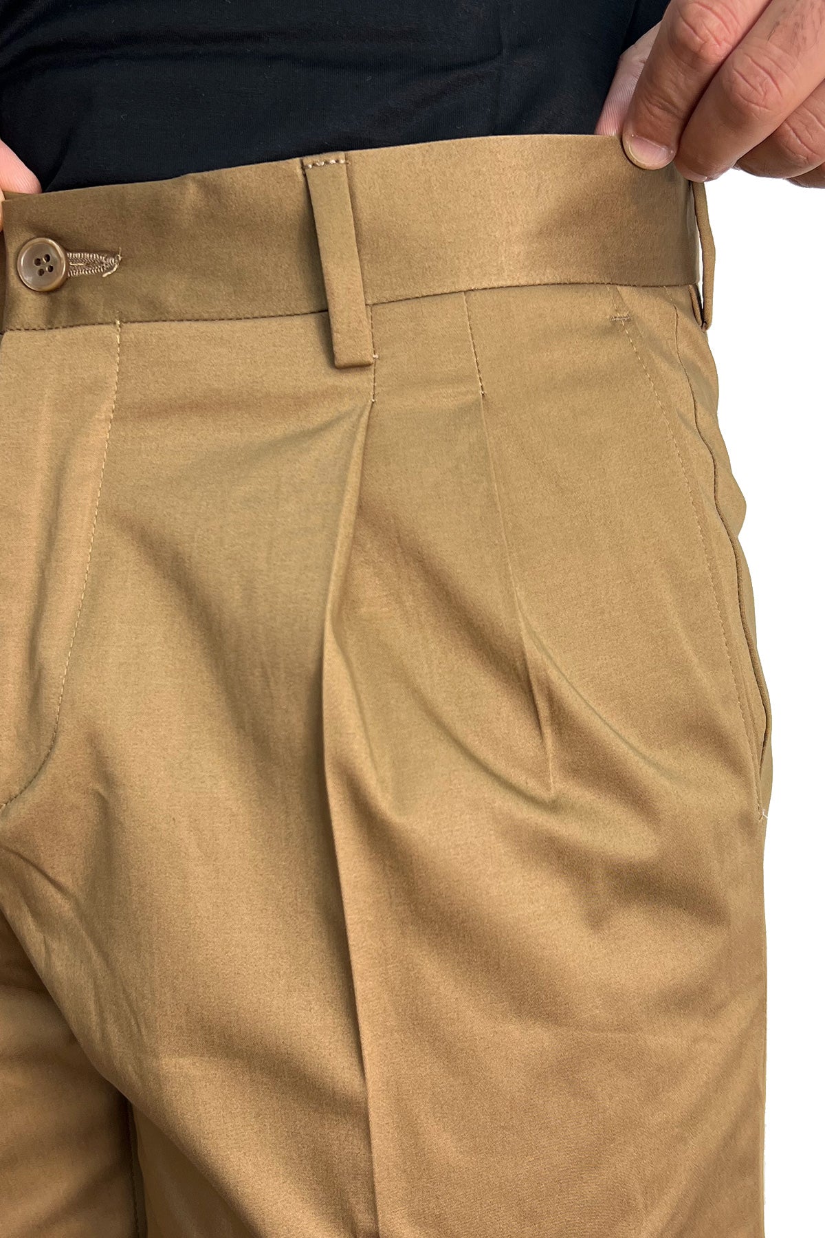 Bermuda uomo coccio con doppia pinces vestibilità Regolare tasca america in cotone made in italy