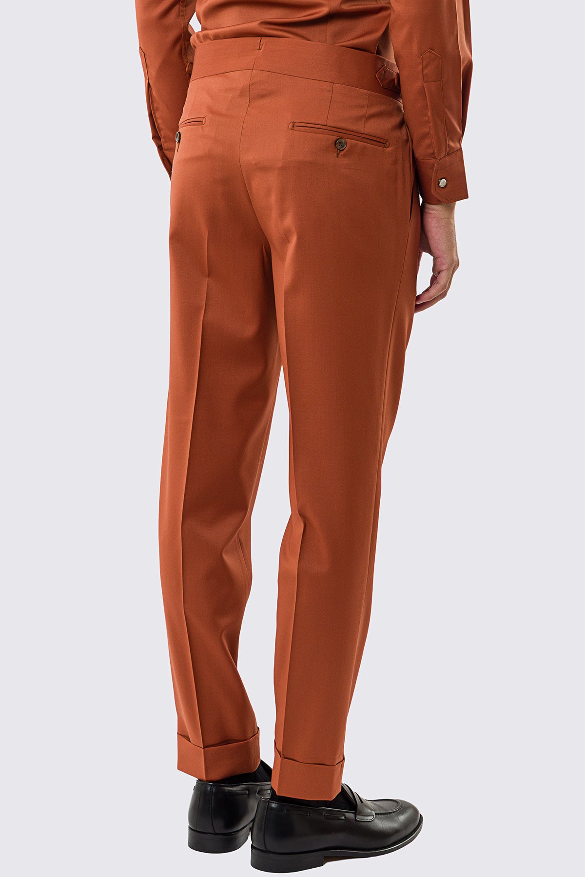Pantalone uomo coccio vita alta fresco lana Vitale Barberis super 130's tasca america con doppia pence e fibbie laterali regolabili risvolto 5cm