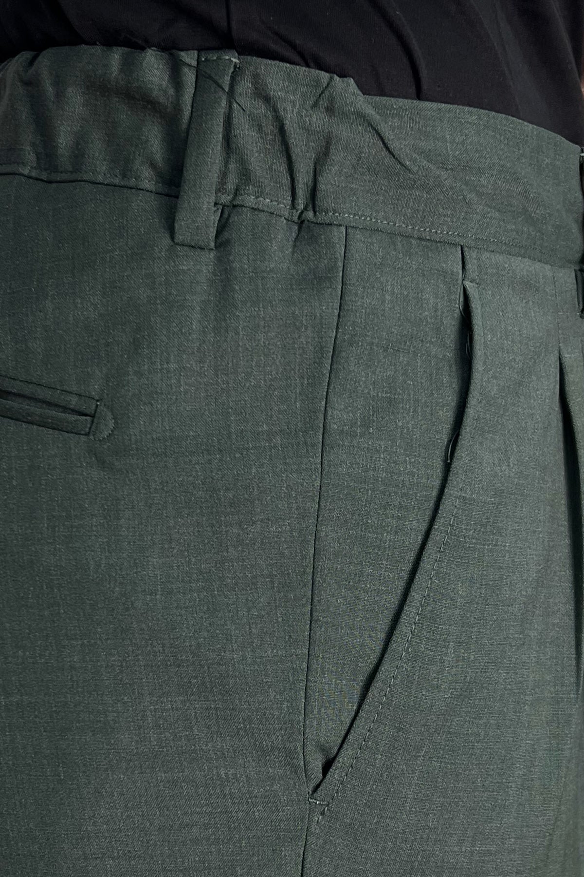 Pantalaccio uomo verde fresco lana misto made in italy tasca america con doppia pence e laccio in vita risvolto 5cm
