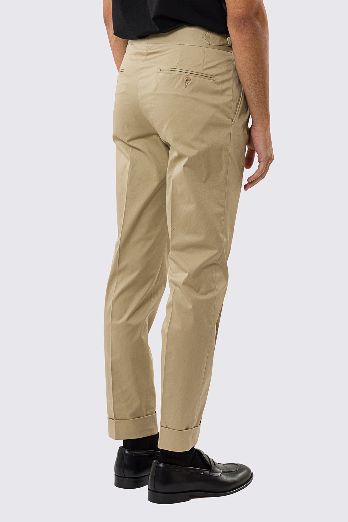 Pantalone uomo Beige vita alta con fibbie laterali tasca america in cotone leggermente elastico risvolto 5cm made in italy