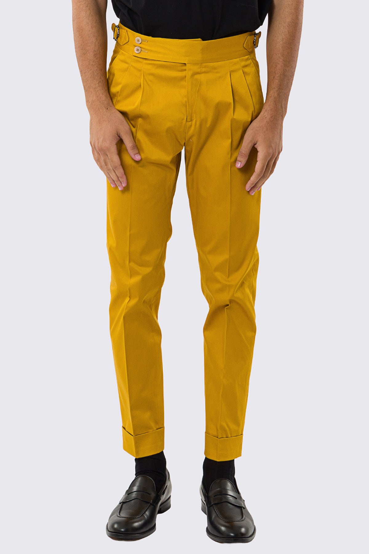 Pantalone uomo Ocra vita alta con fibbie laterali tasca america in cotone leggermente elastico risvolto 5cm made in italy