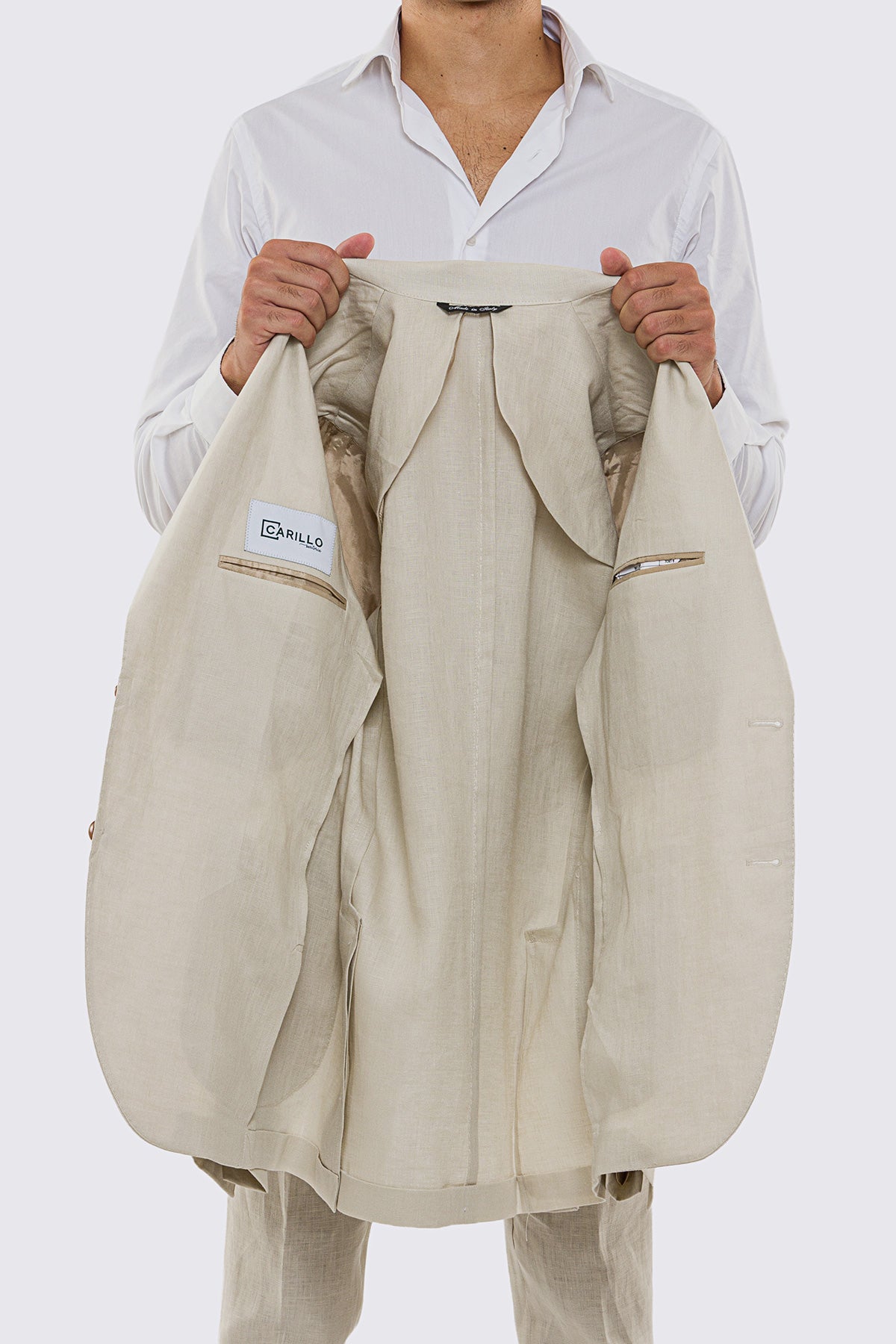 Abito uomo Monopetto Beige in lino 100% sfoderata Rever classico 11 cm tasche a toppe