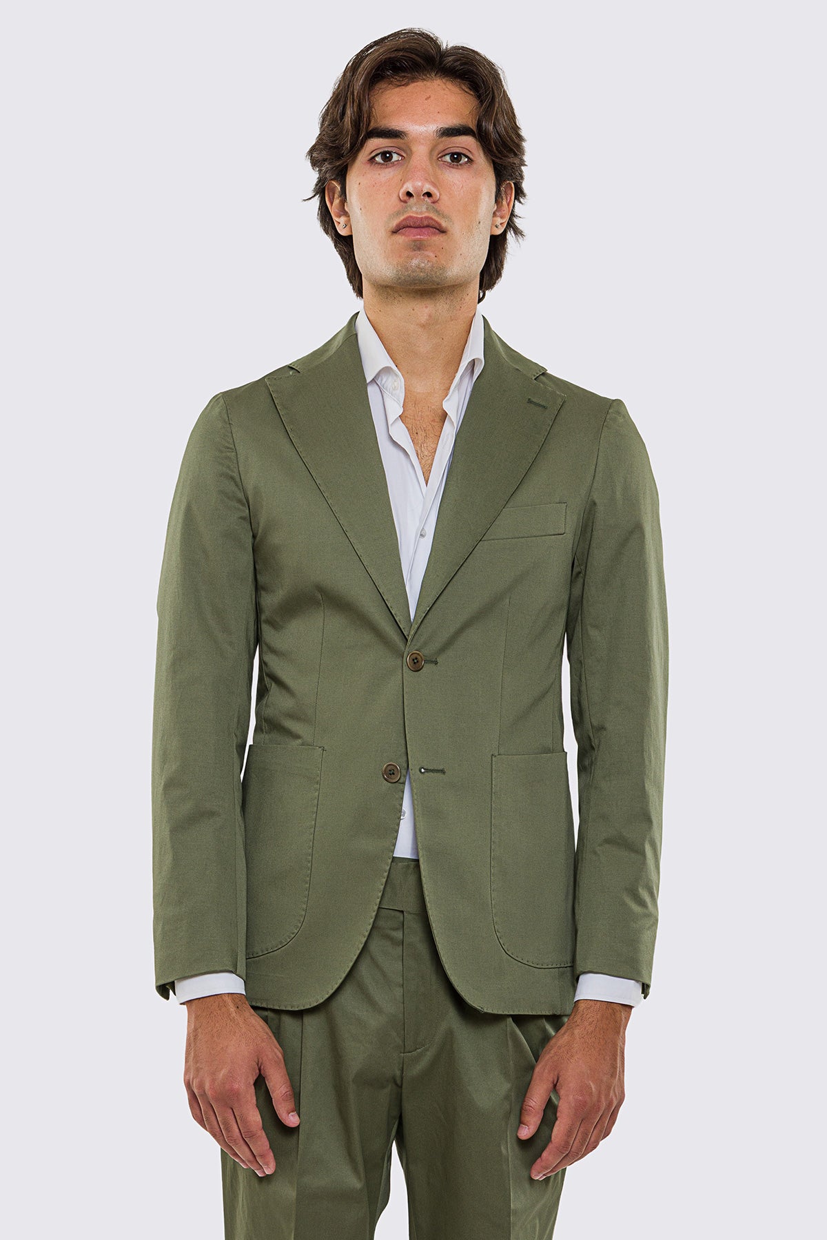 Abito uomo Monopetto verde militare in cotone leggermente elastico sfoderata Rever classico 11 cm tasche a toppe