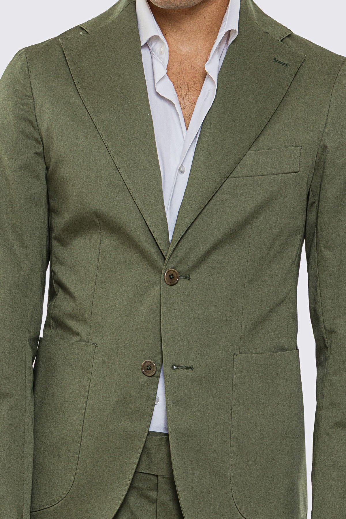 Abito uomo Monopetto verde militare in cotone leggermente elastico sfoderata Rever classico 11 cm tasche a toppe