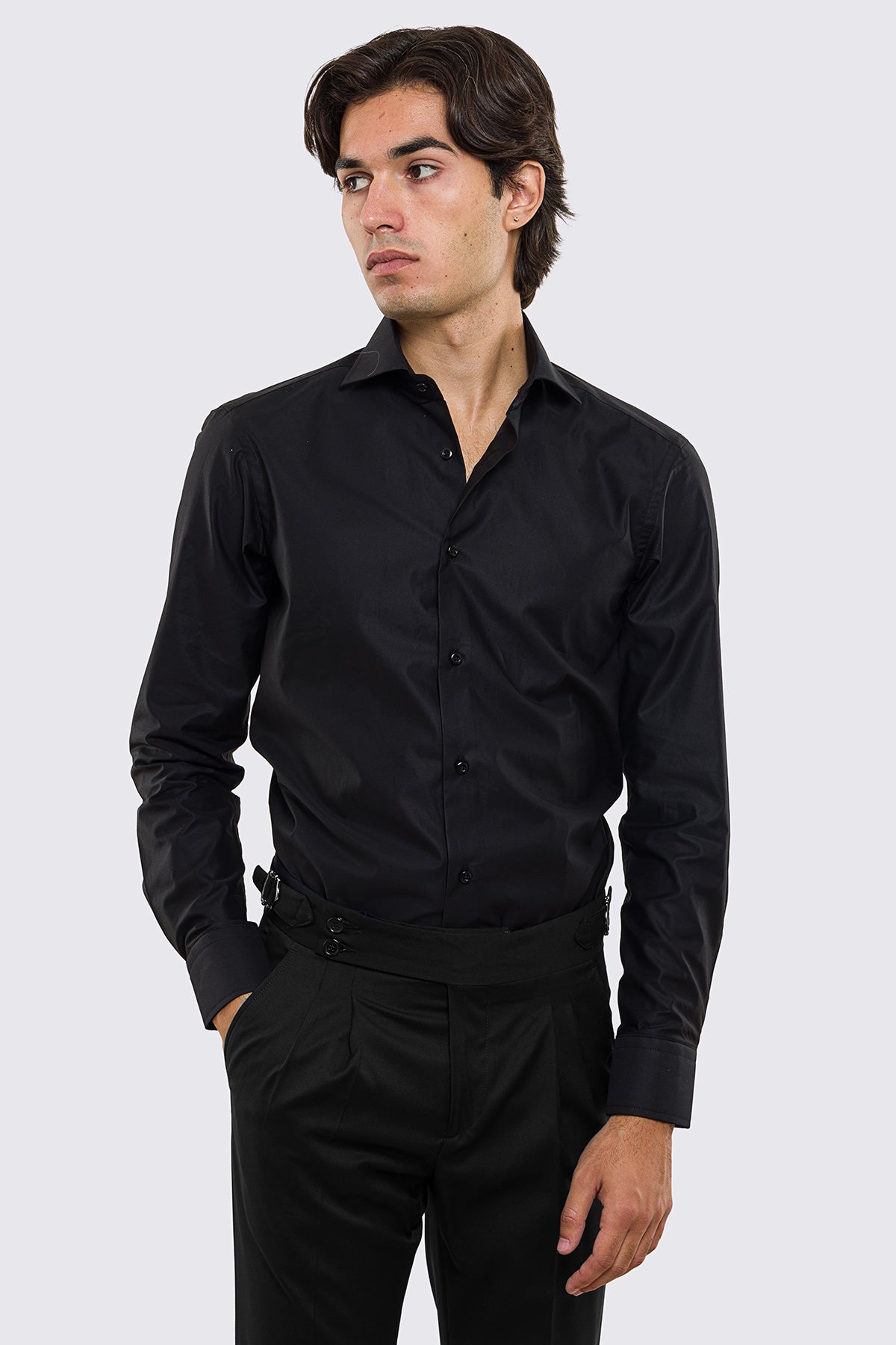 Camicia Uomo nera slim fit in cotone 100% Collo semi francese tinta unita sartoriale
