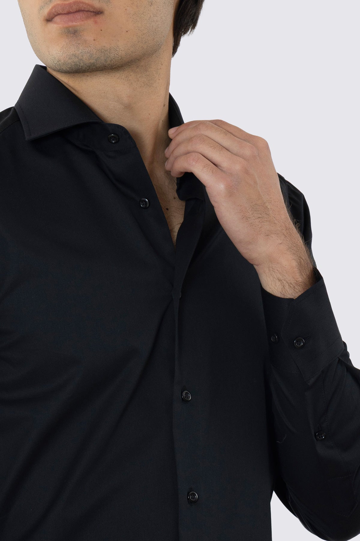 Camicia Uomo nera Regular fit in cotone 100% Collo semi francese tinta unita sartoriale