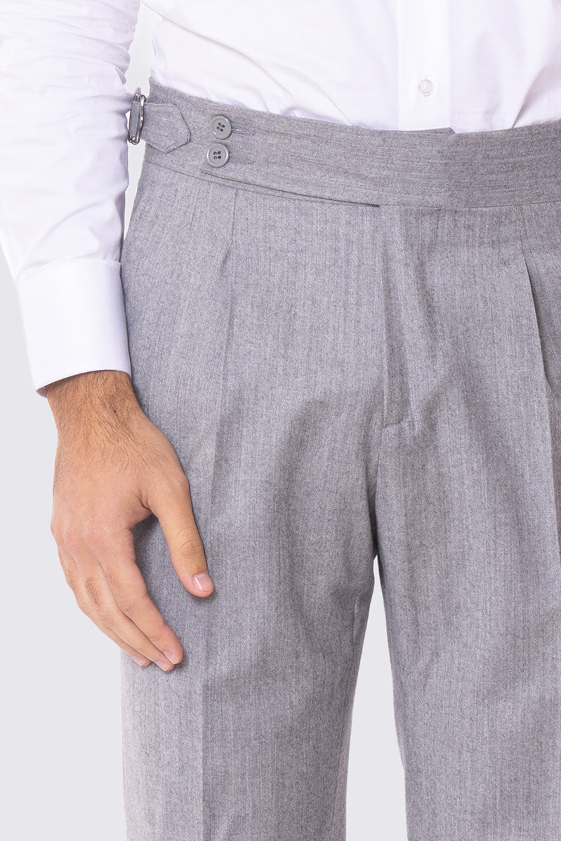 Pantalone grigio chiaro vita alta con fibbie laterali regolabili e risvolto 5cm in lana flanella Bristol Tessuti Napoli