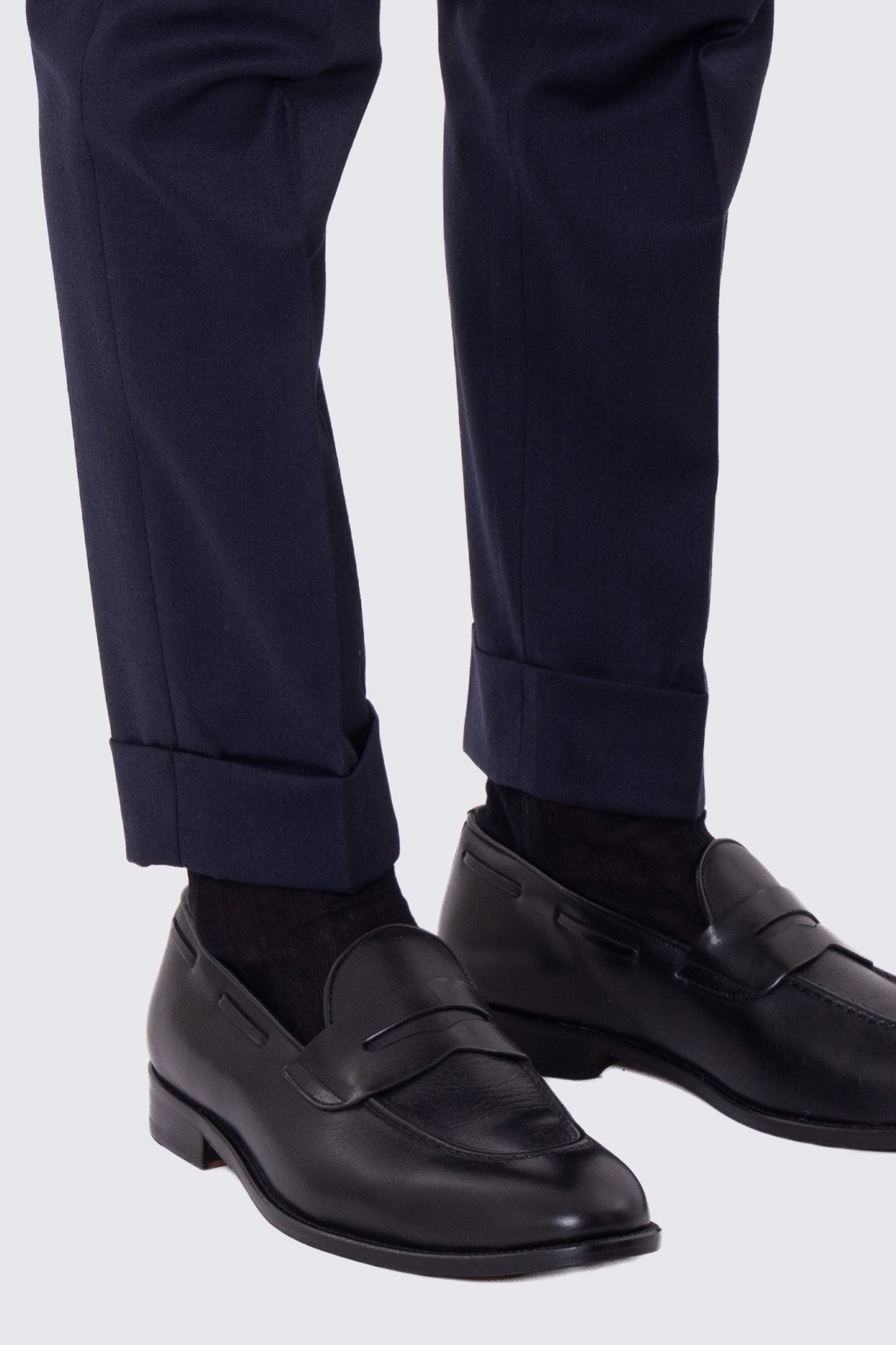Pantalone blu notte vita alta con fibbie laterali regolabili e doppie pinces risvolto 5cm da uomo in 100% lana Flanella Carillo Drapers