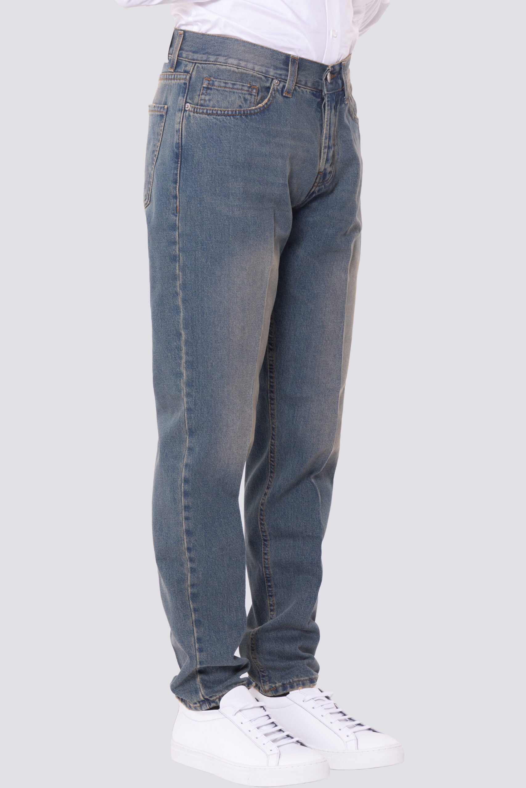 Jeans da uomo con sabbiature beige modello 5 tasche con vestibilità regular